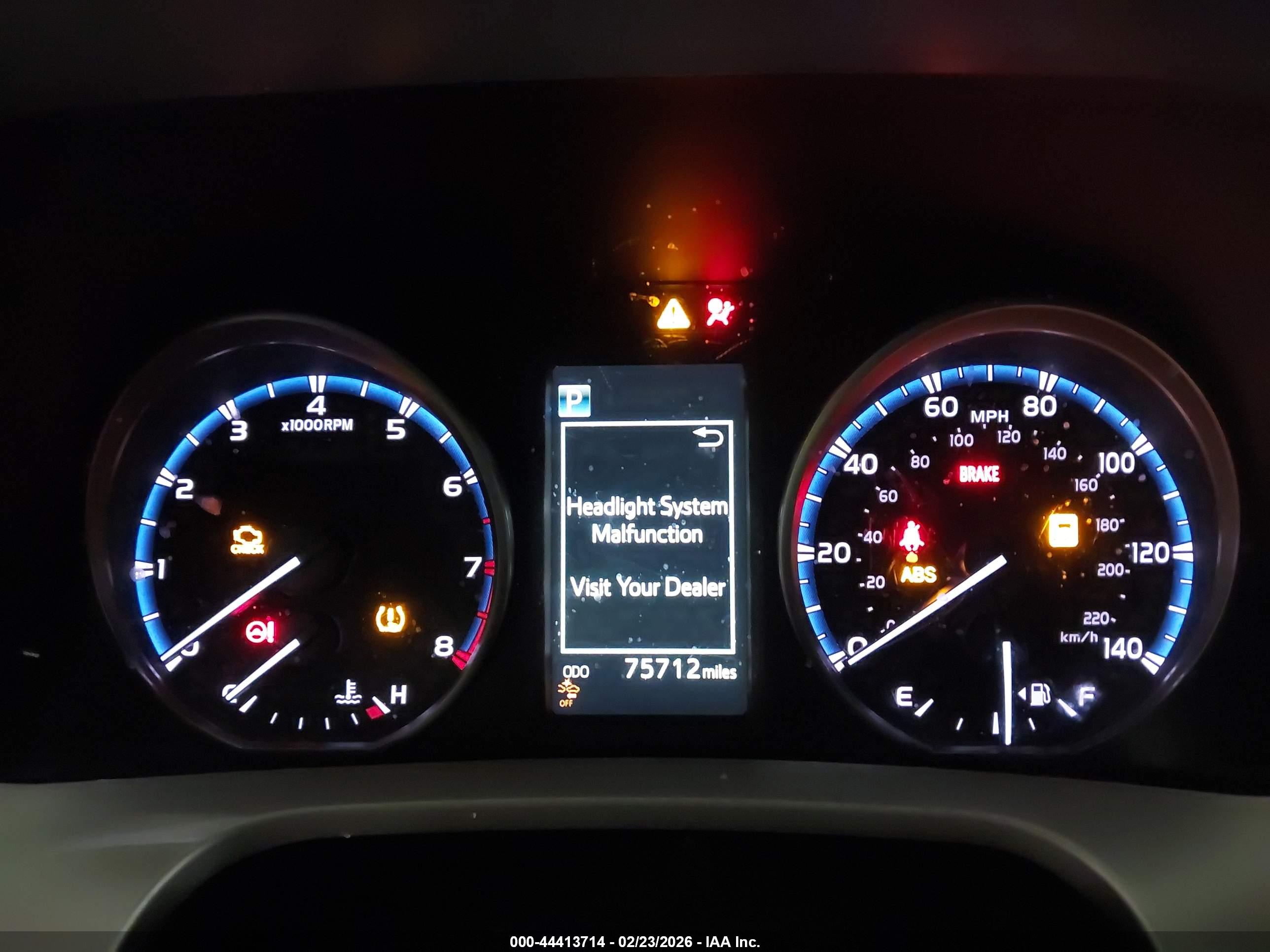 TOYOTA RAV4 image 7