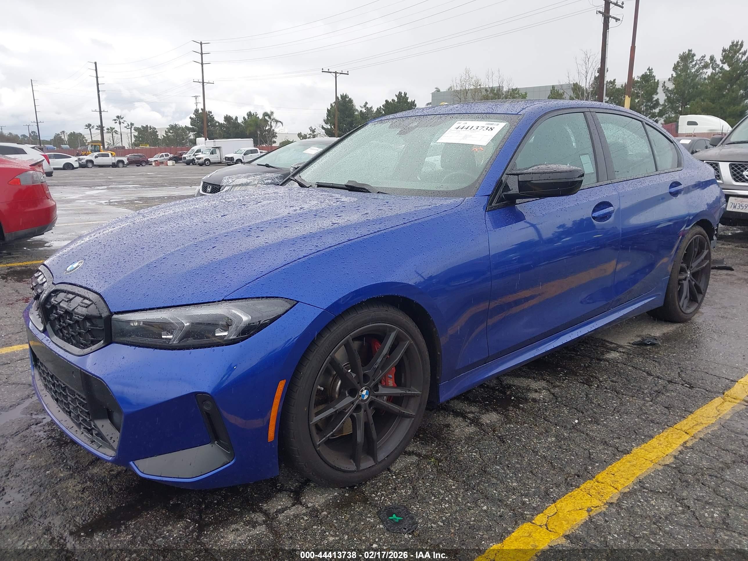 BMW 3 image 2