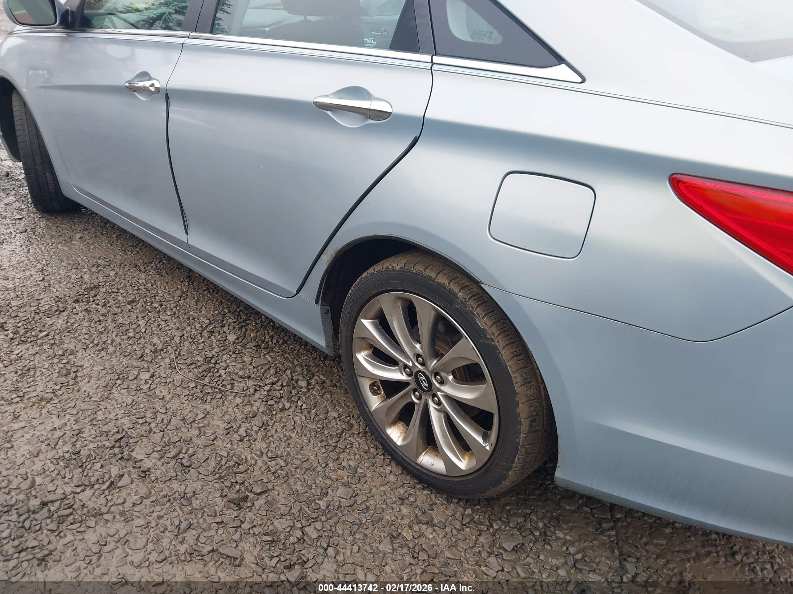 HYUNDAI SONATA image 6