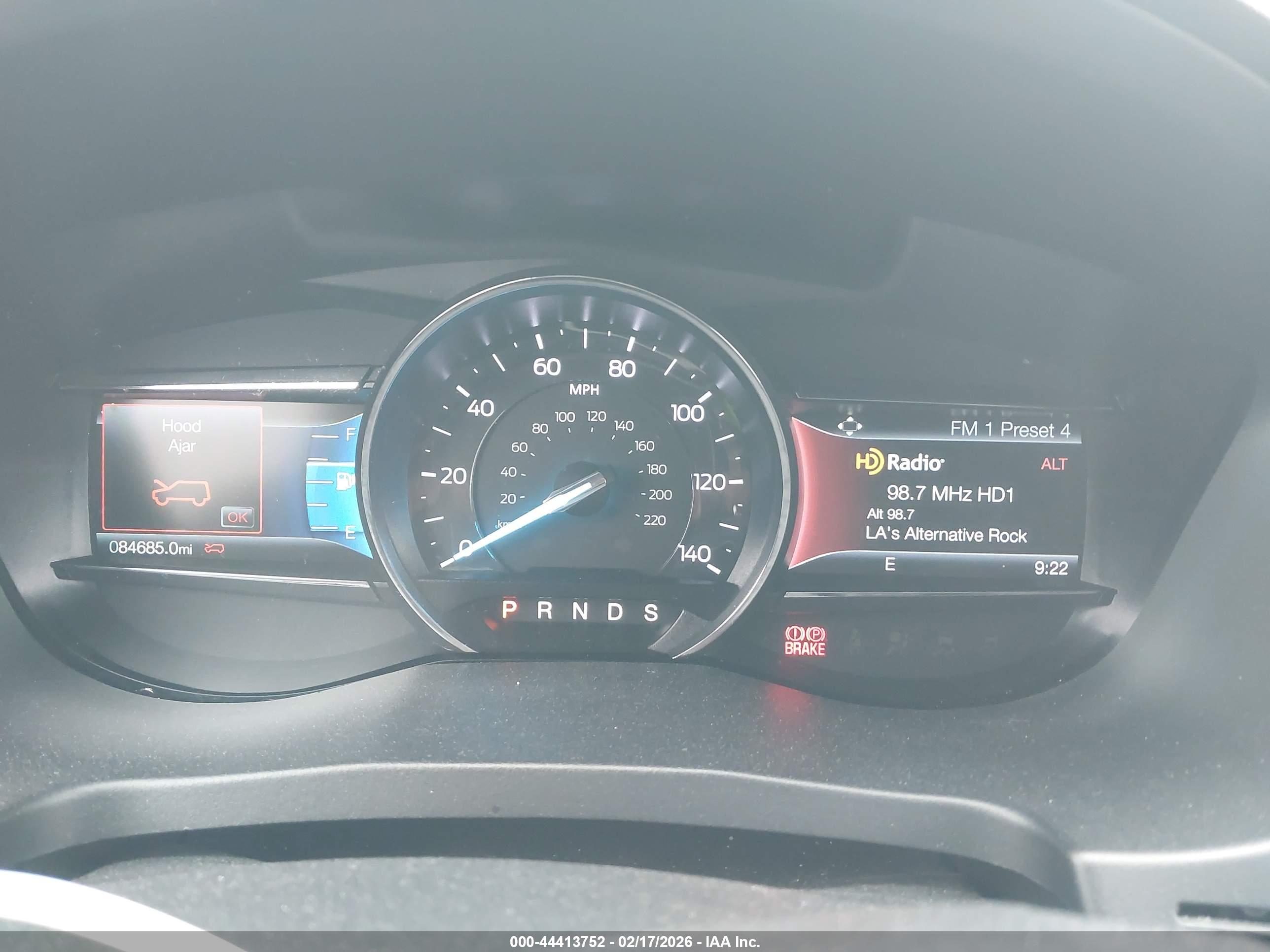 FORD EXPLORER image 7
