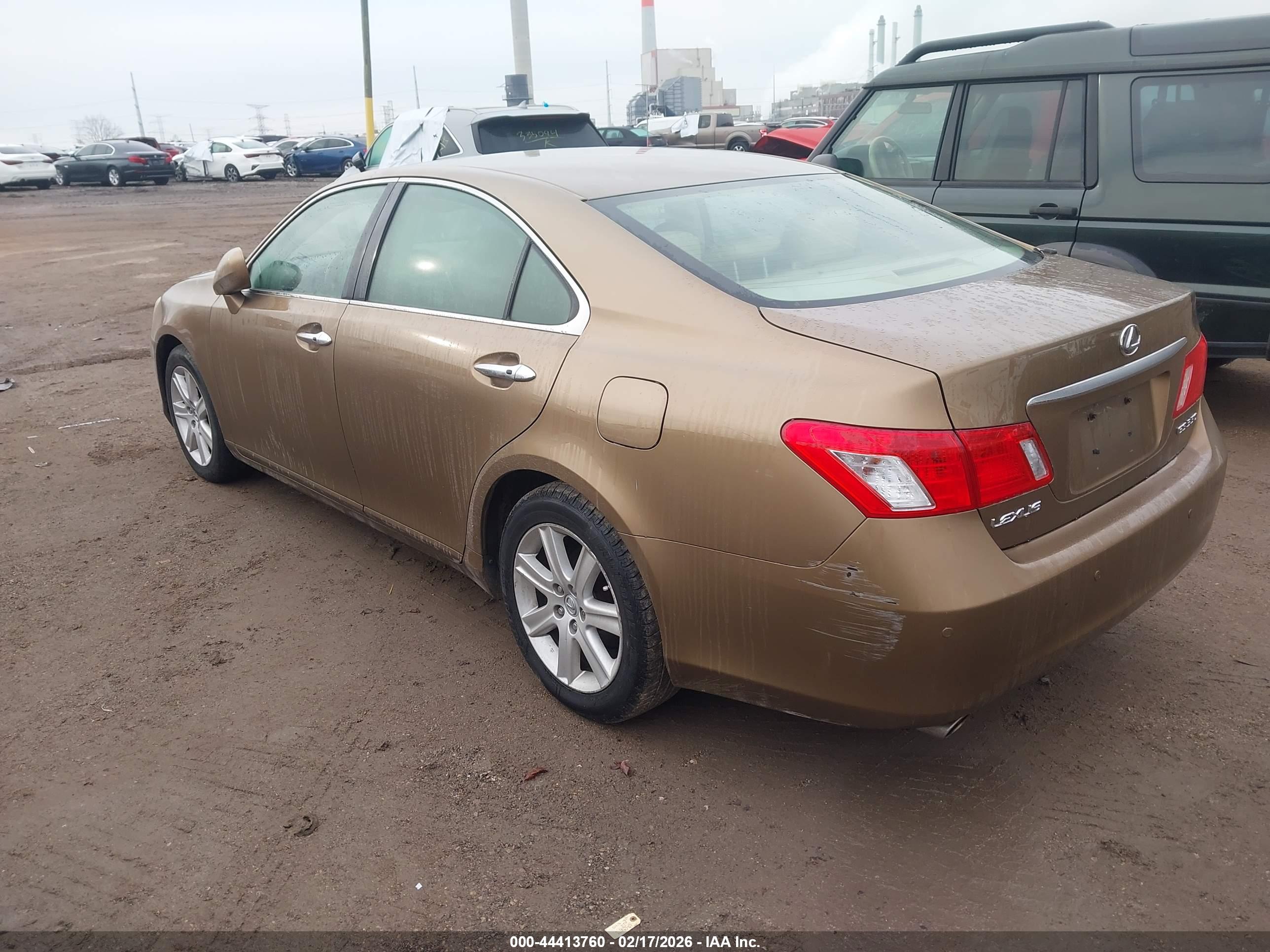 LEXUS ES image 3