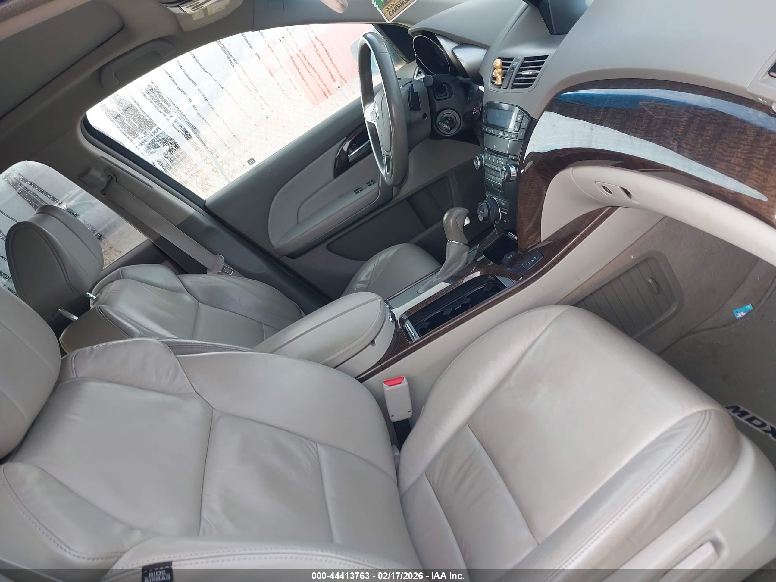 ACURA MDX image 5