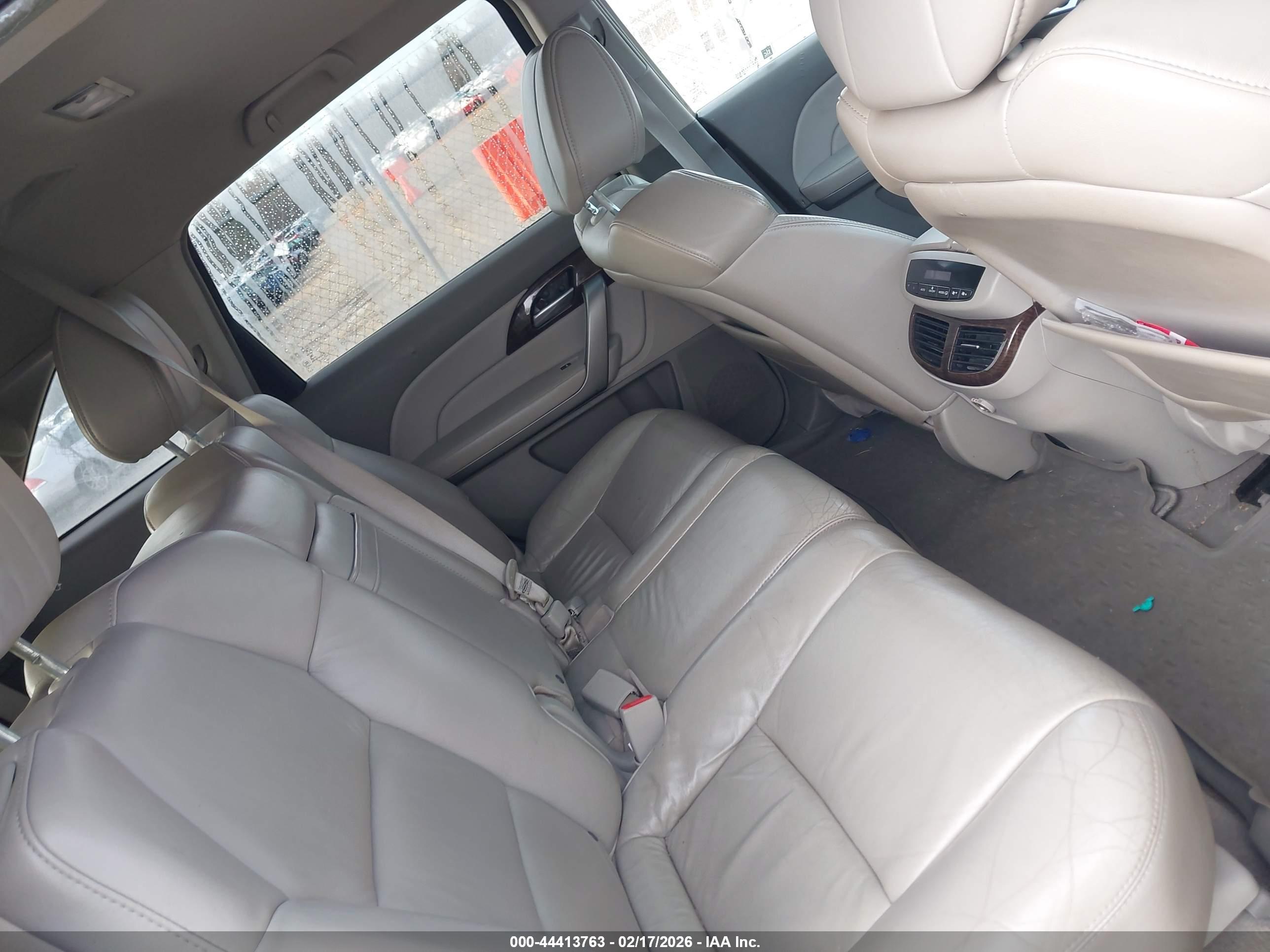 ACURA MDX image 8