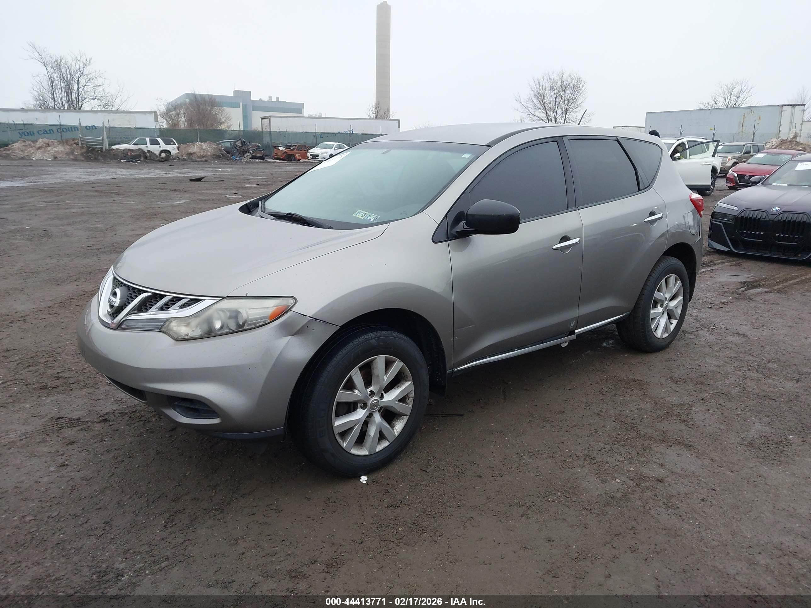 NISSAN MURANO image 2