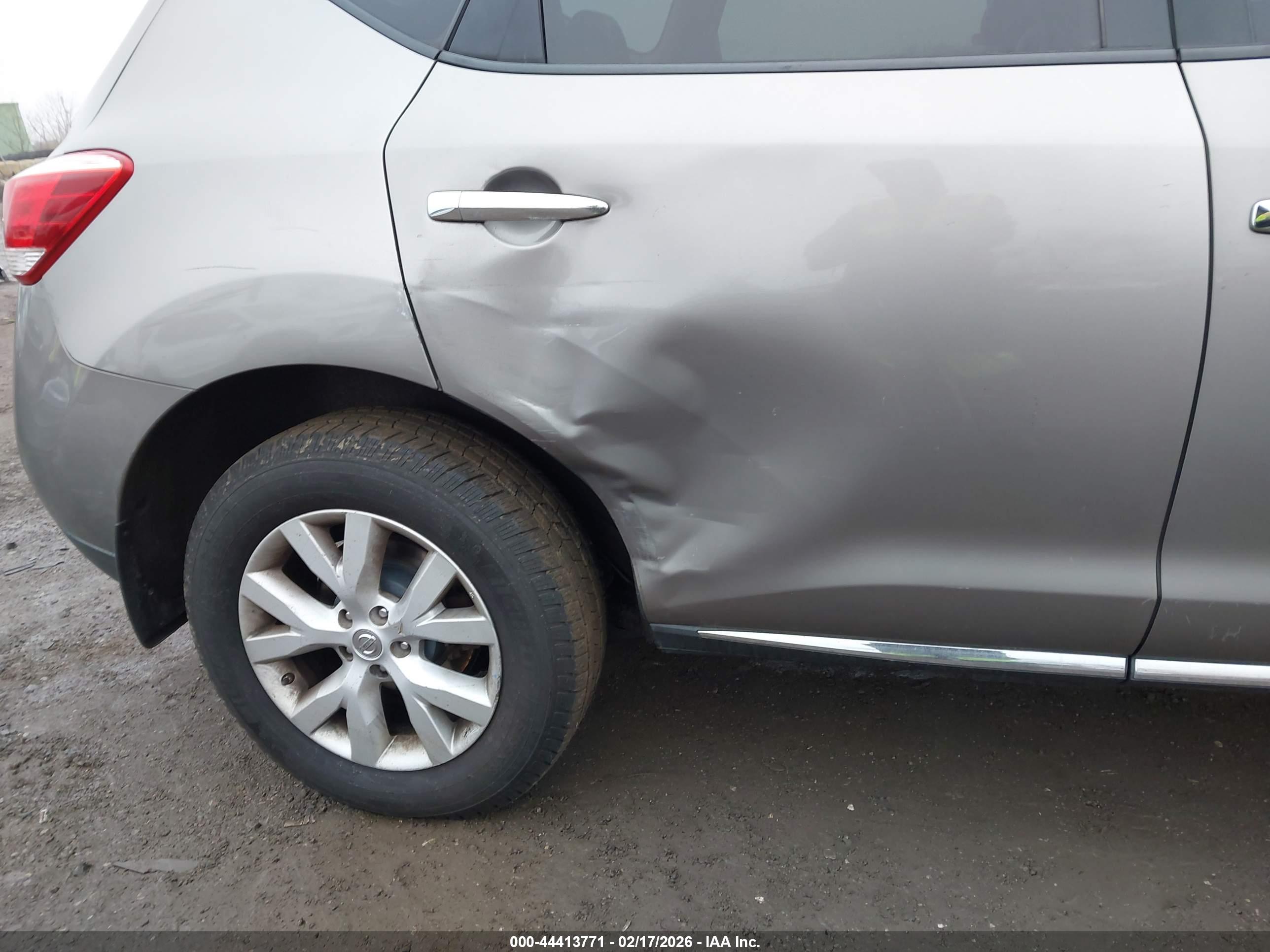 NISSAN MURANO image 6
