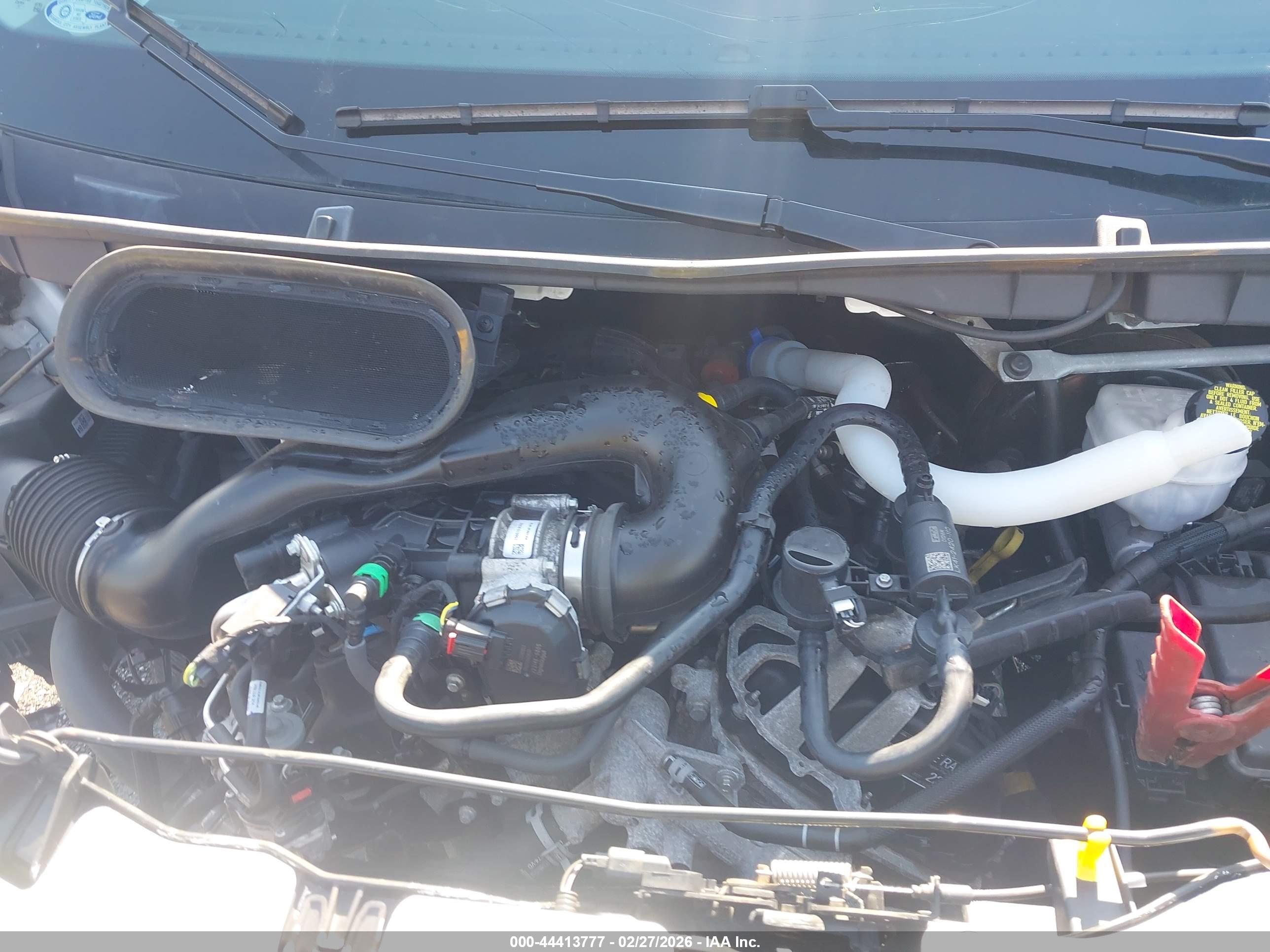 FORD TRANSIT-250 image 10