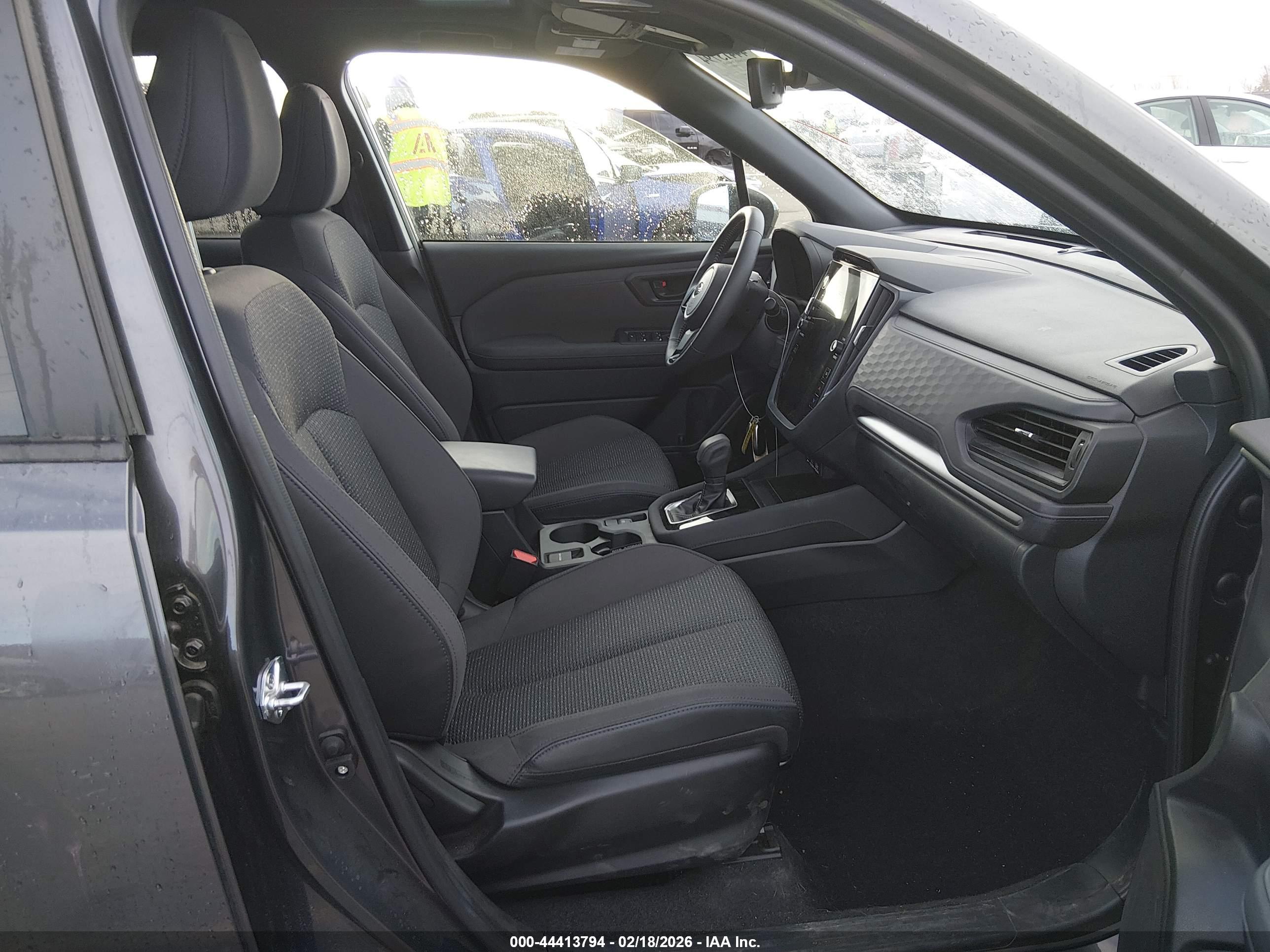 SUBARU FORESTER image 5