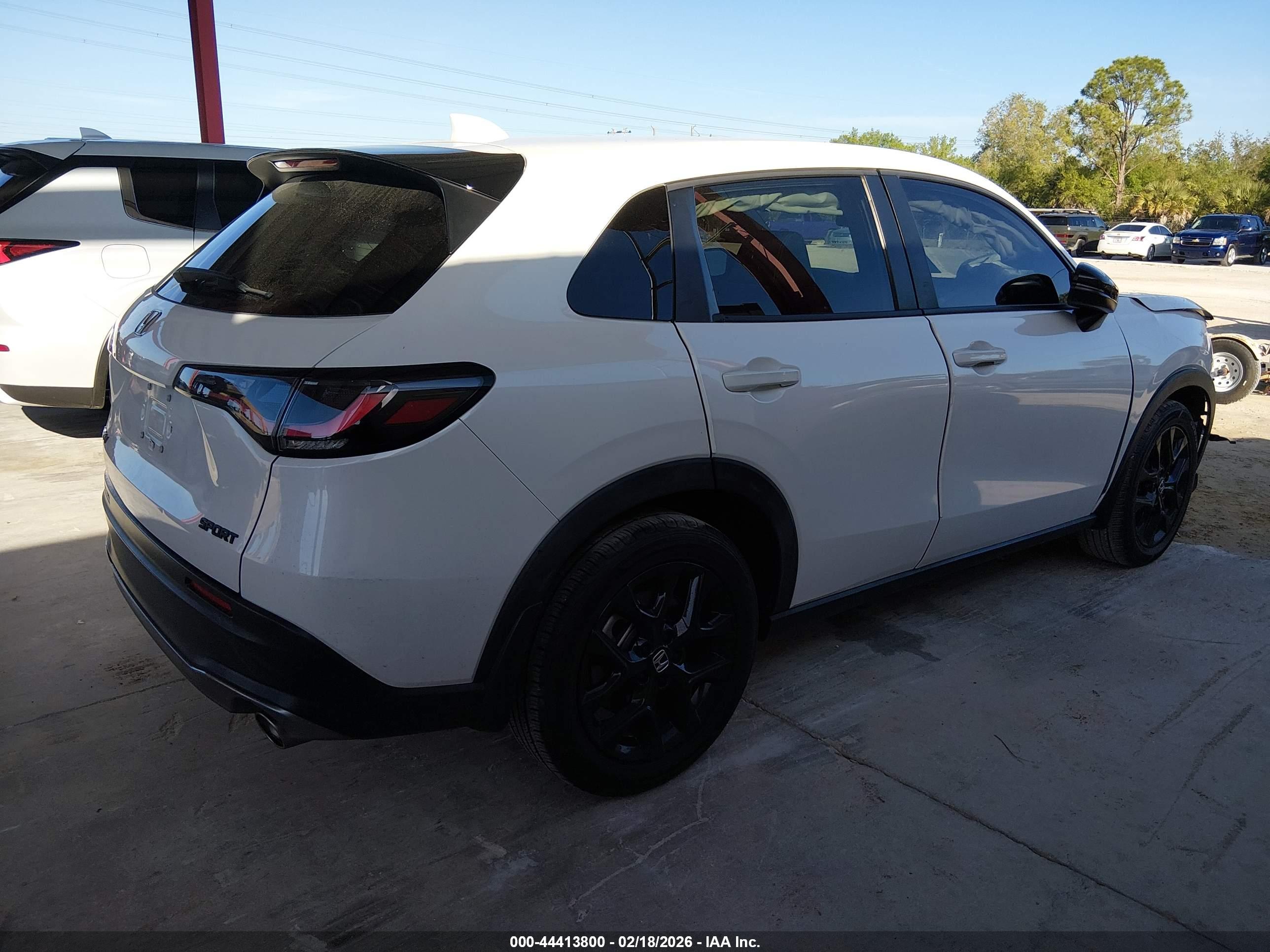 HONDA HR-V image 4