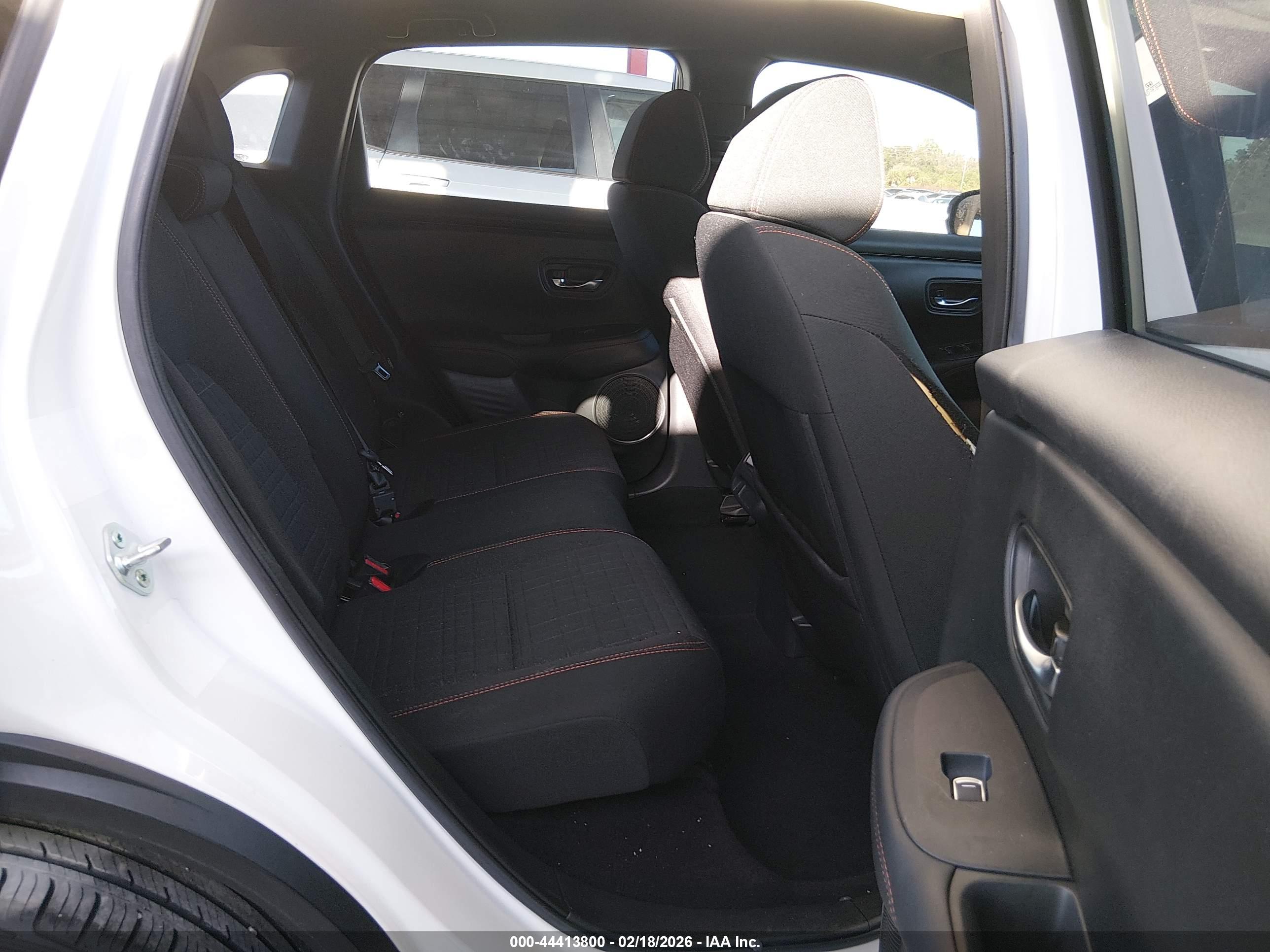 HONDA HR-V image 8
