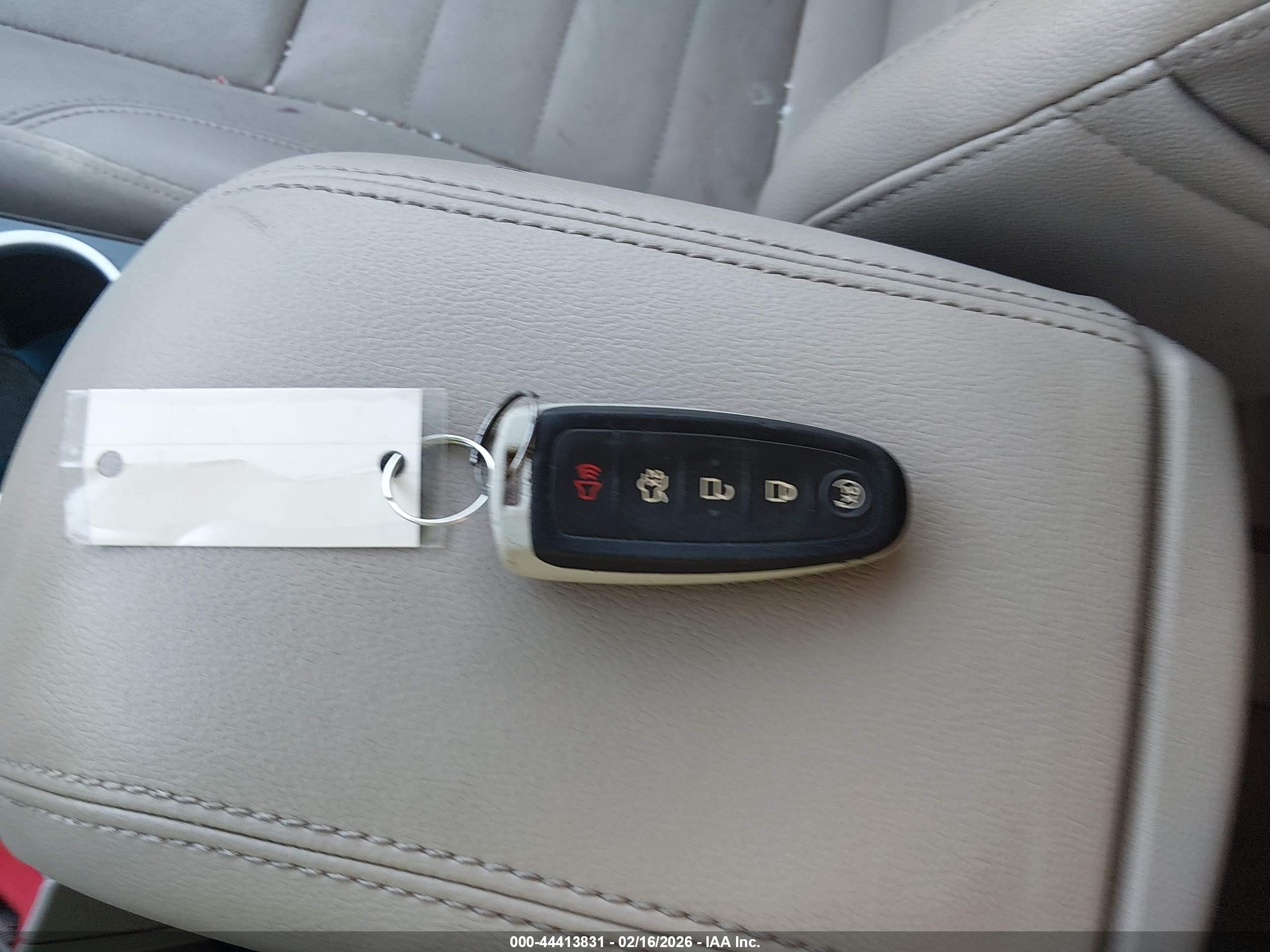 FORD ESCAPE image 11