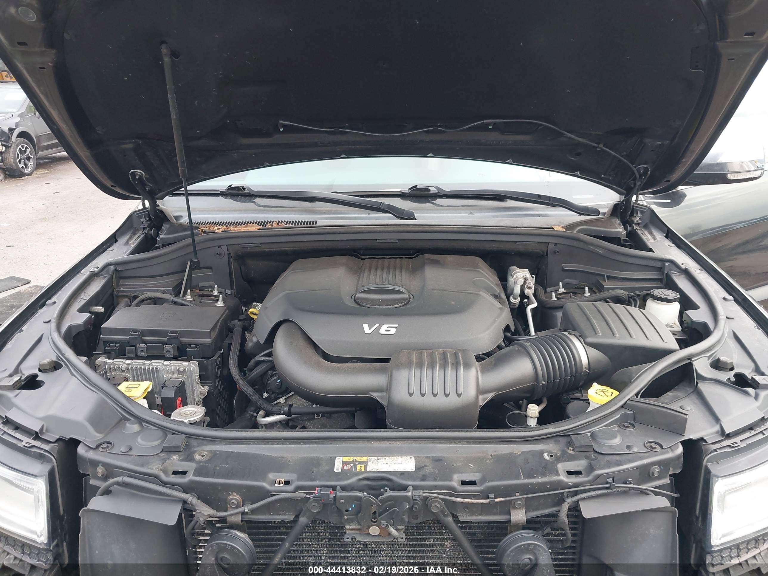 JEEP GRAND image 10