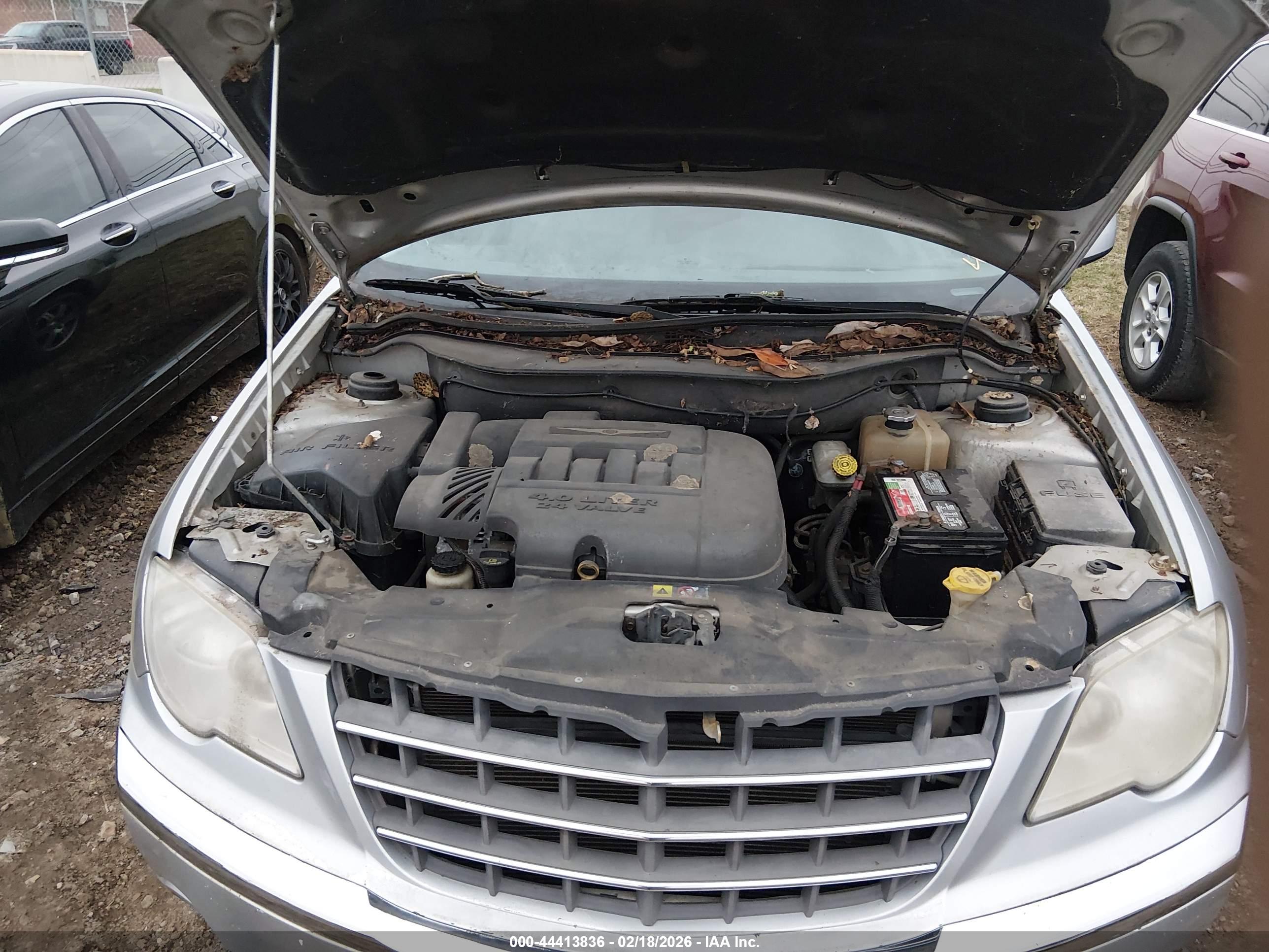CHRYSLER PACIFICA image 10