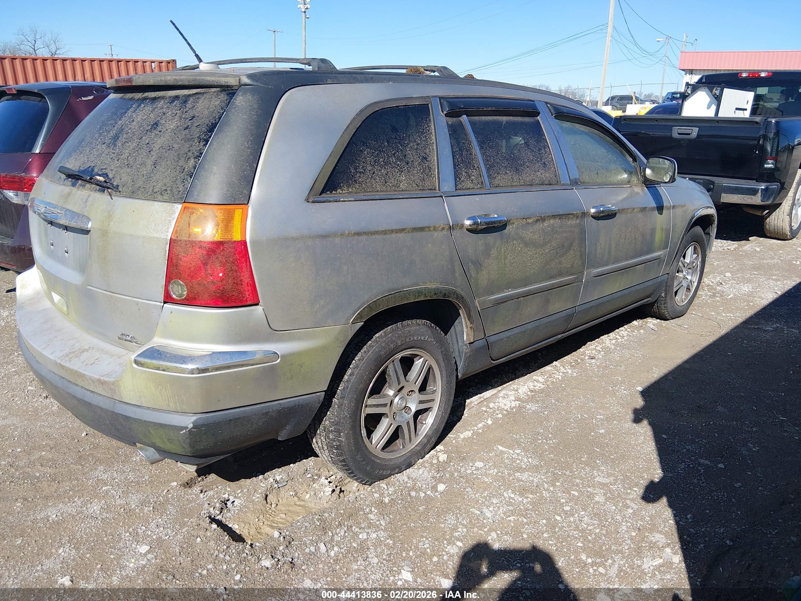 CHRYSLER PACIFICA image 4