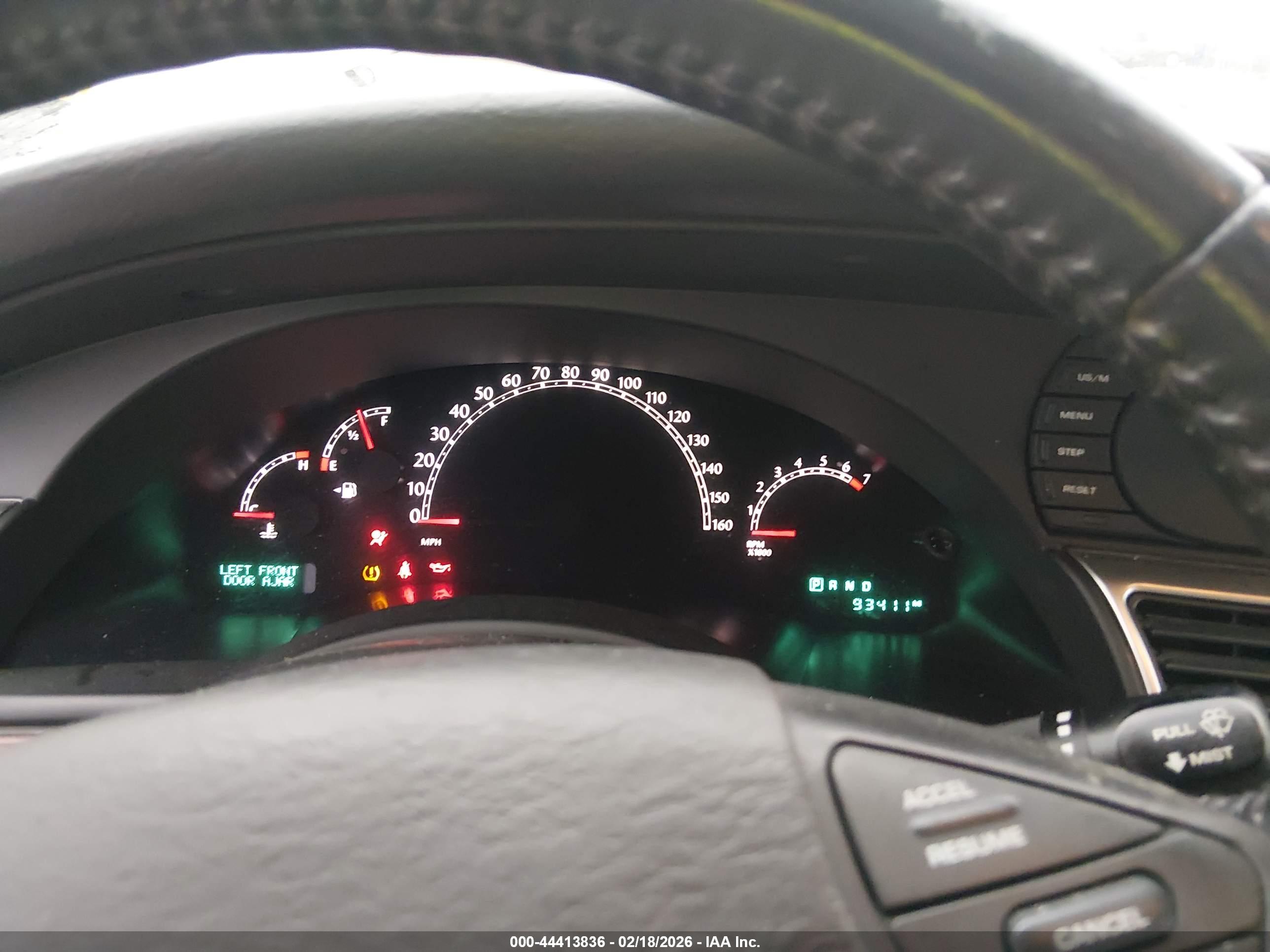 CHRYSLER PACIFICA image 7
