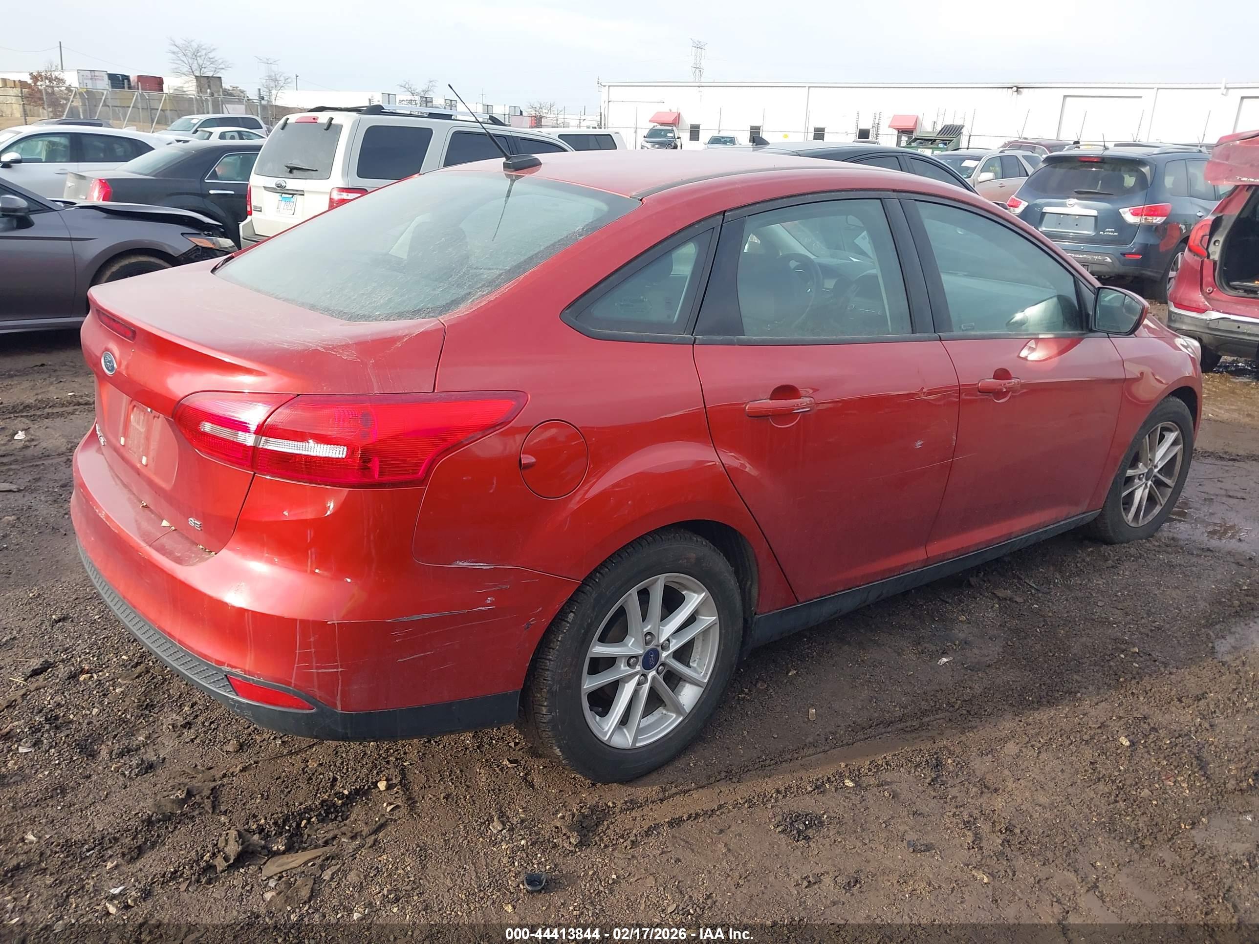 FORD FOCUS image 4