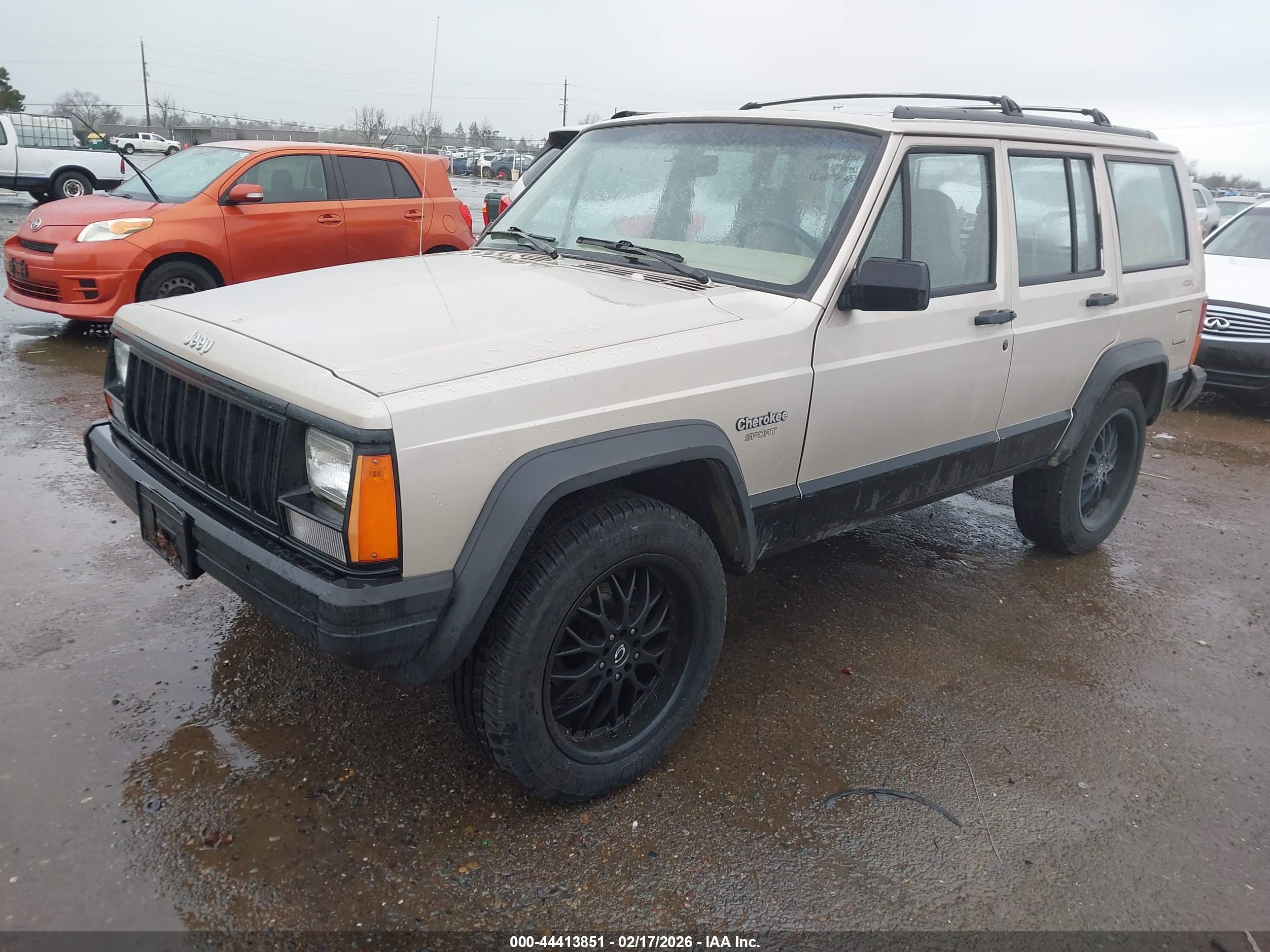 JEEP CHEROKEE image 2