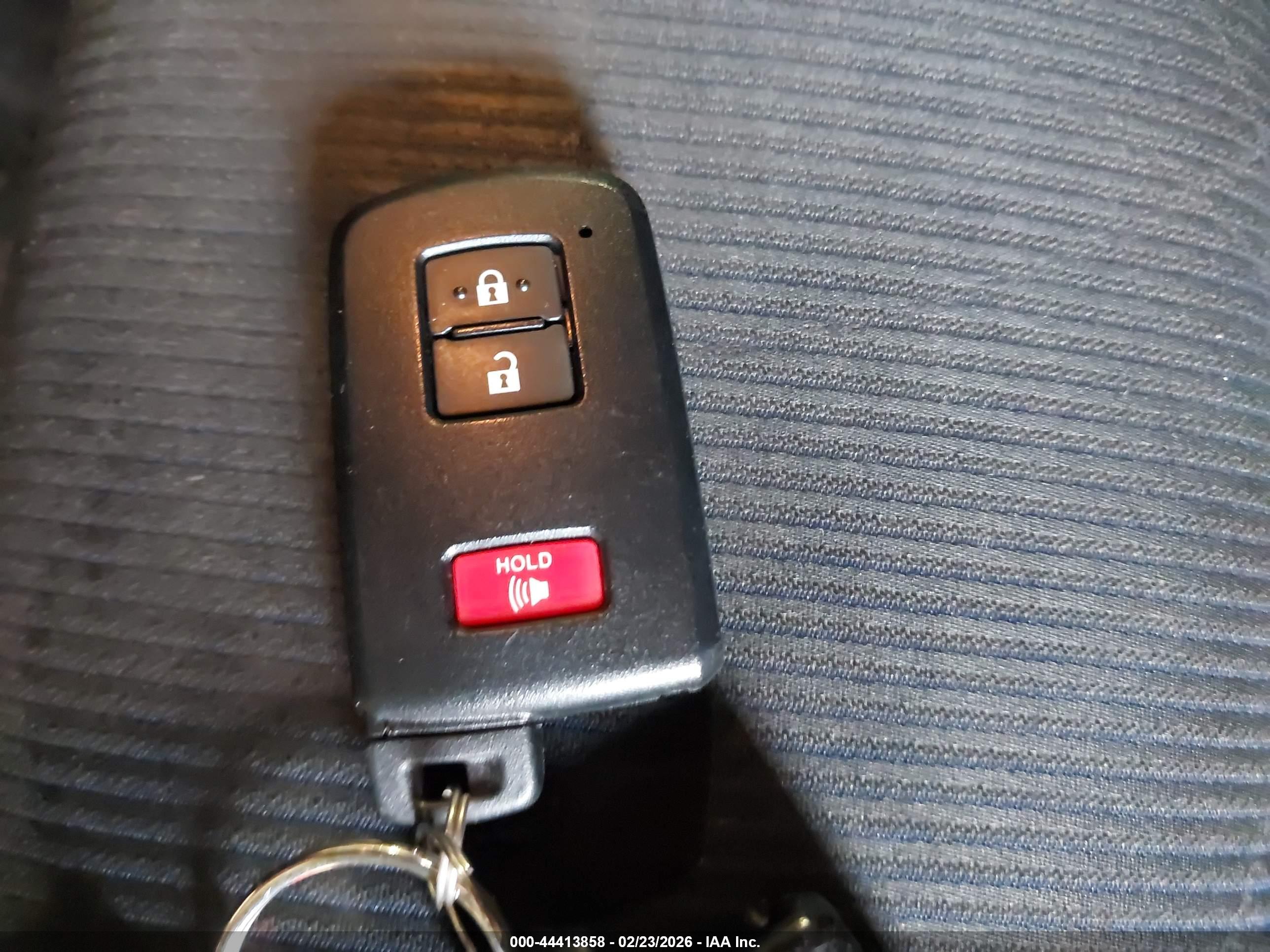 TOYOTA PRIUS image 11
