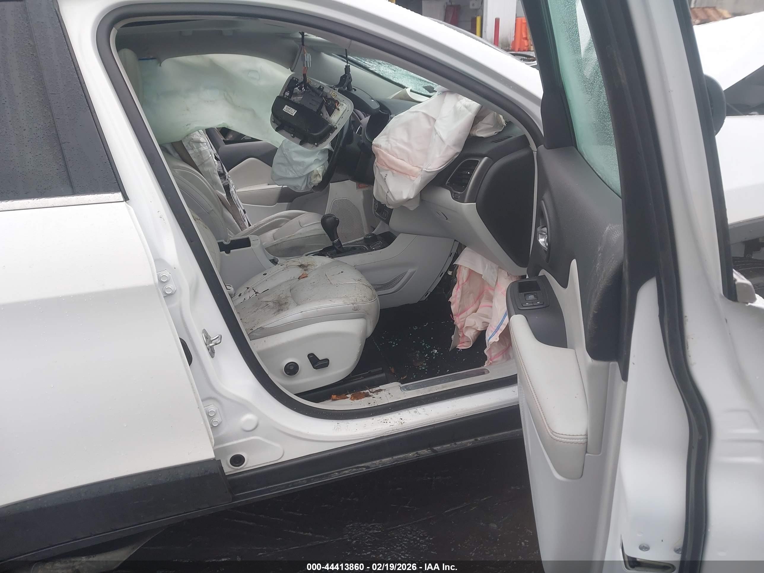 JEEP CHEROKEE image 5