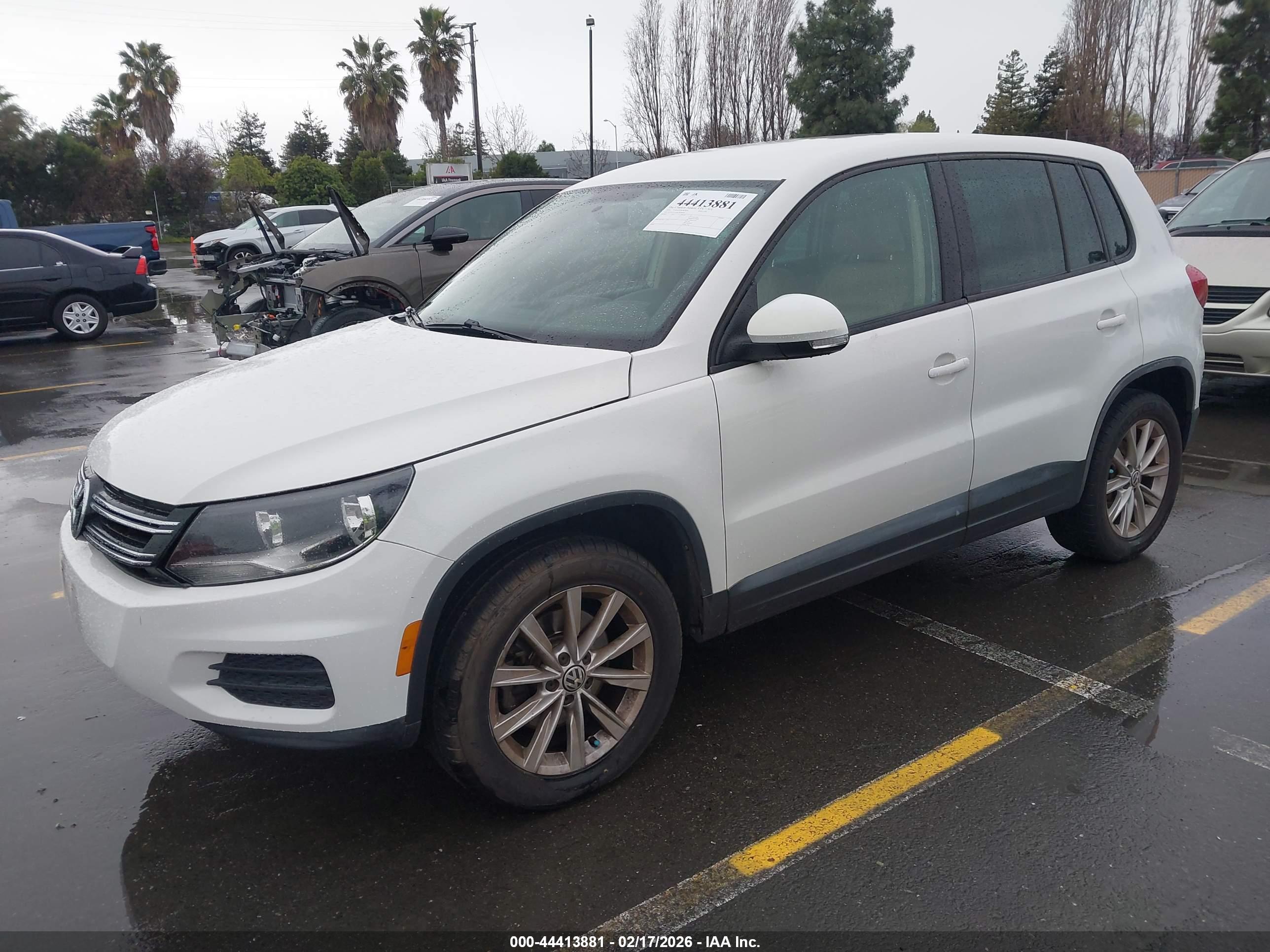 VOLKSWAGEN TIGUAN image 2