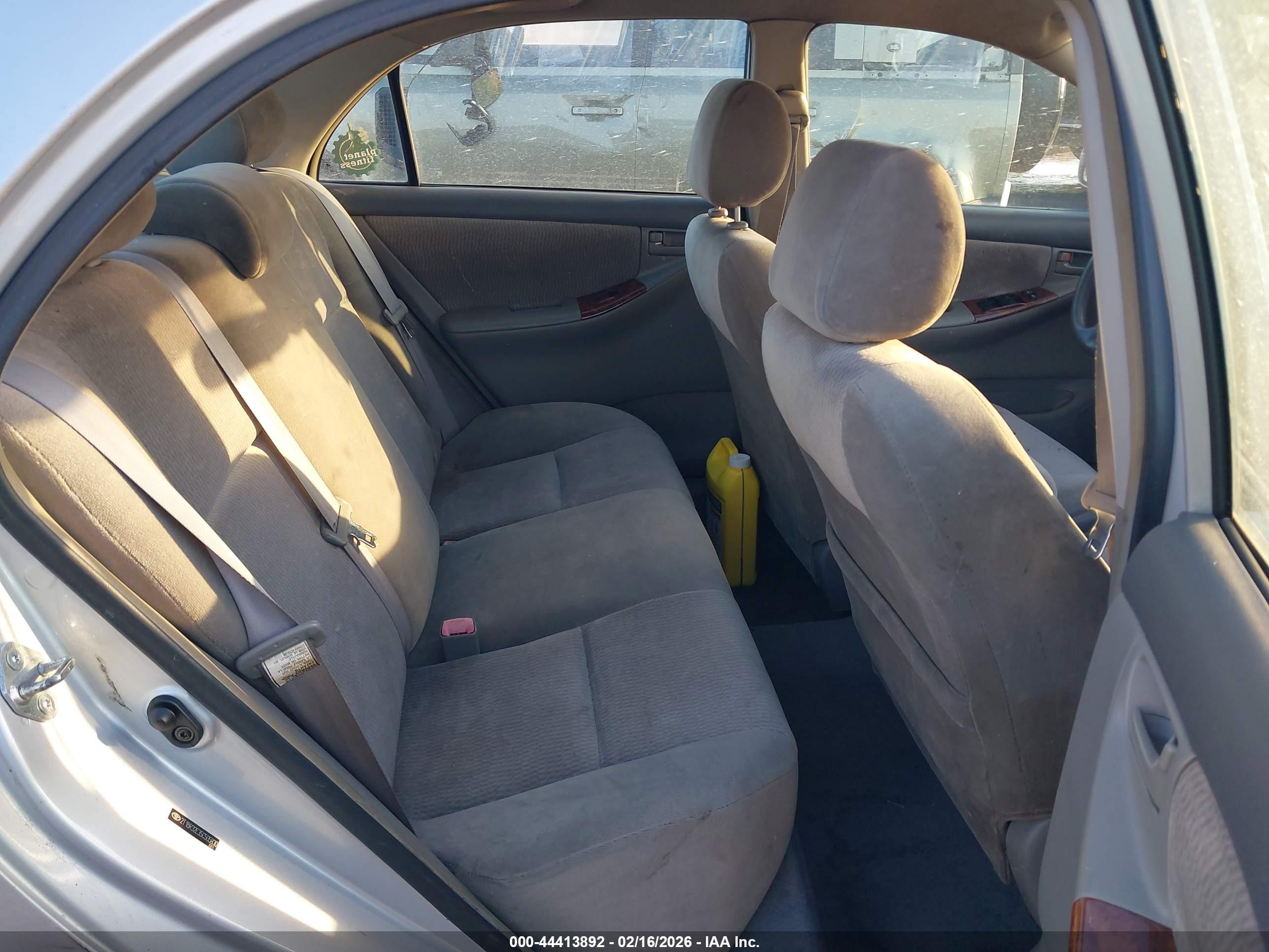 TOYOTA COROLLA image 8