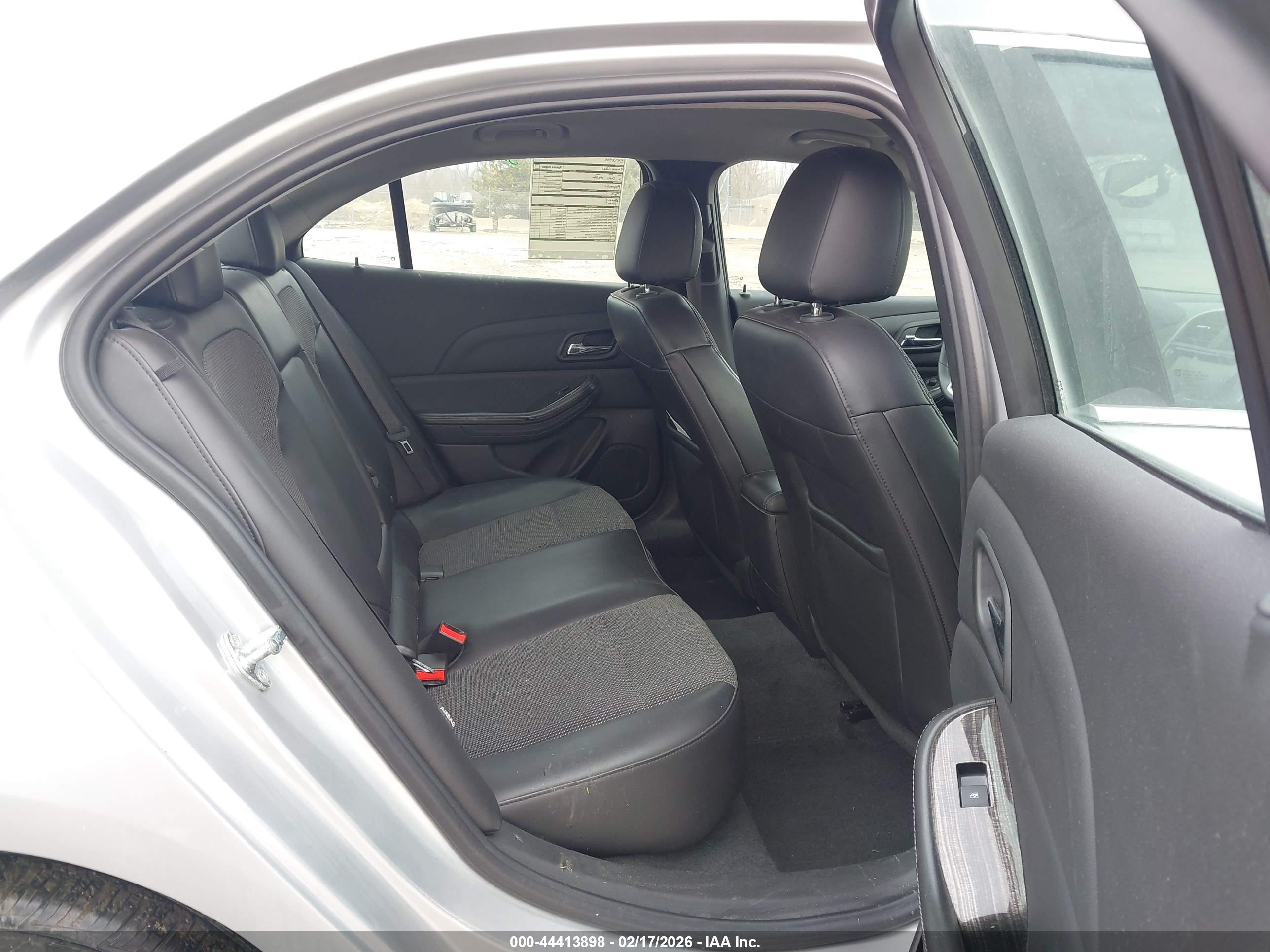 CHEVROLET MALIBU image 8
