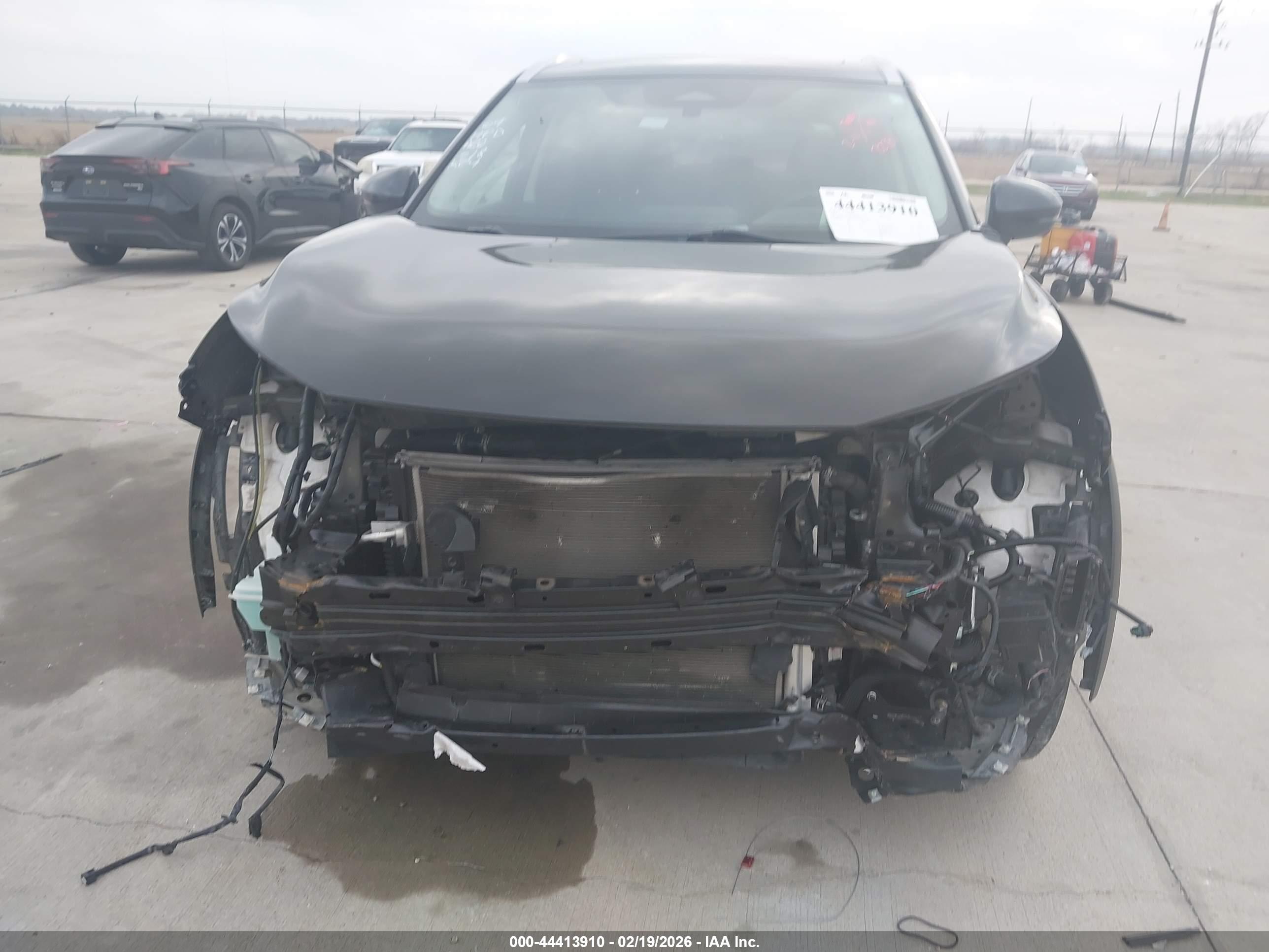 NISSAN ROGUE image 6