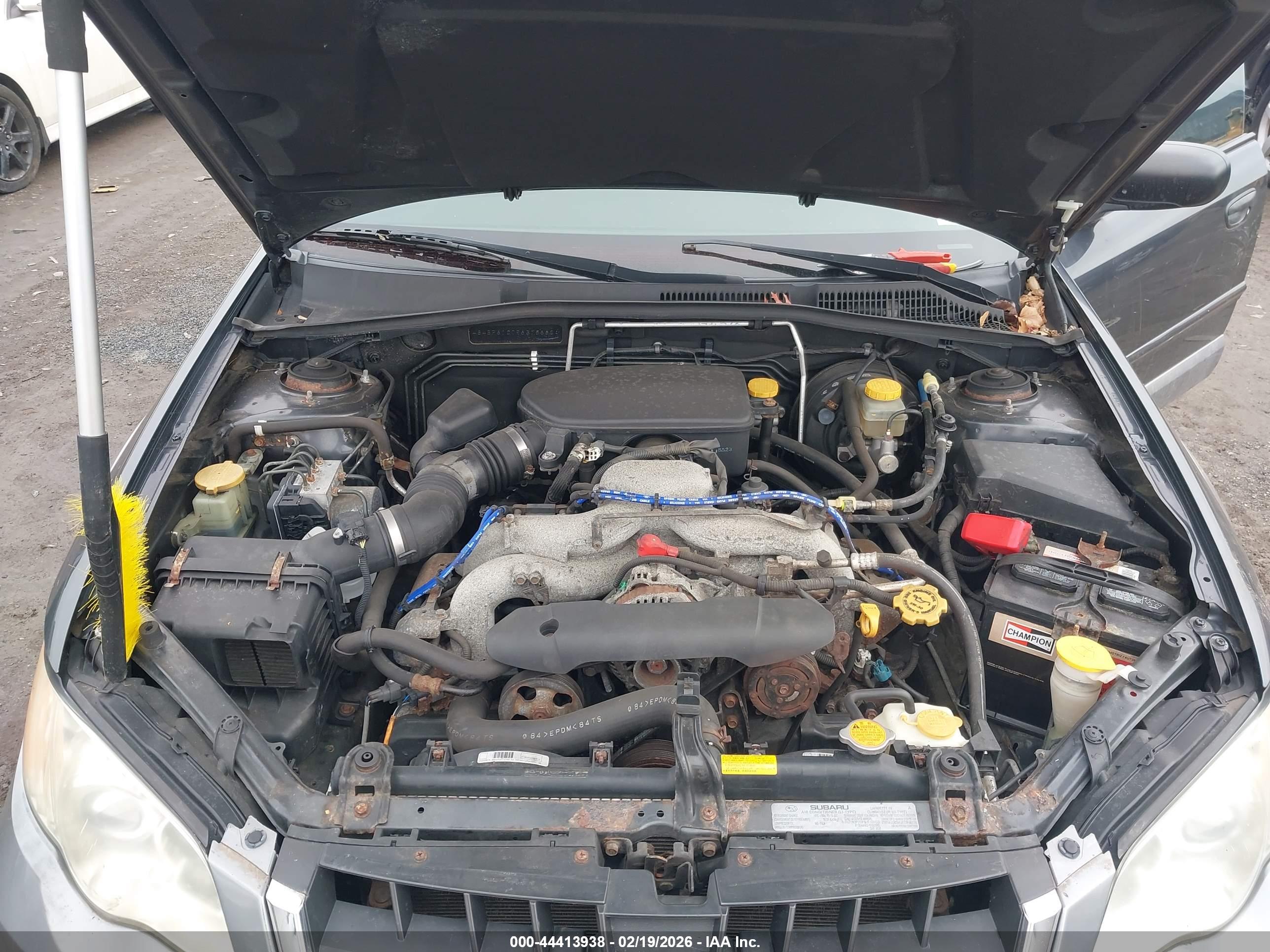 SUBARU OUTBACK image 10