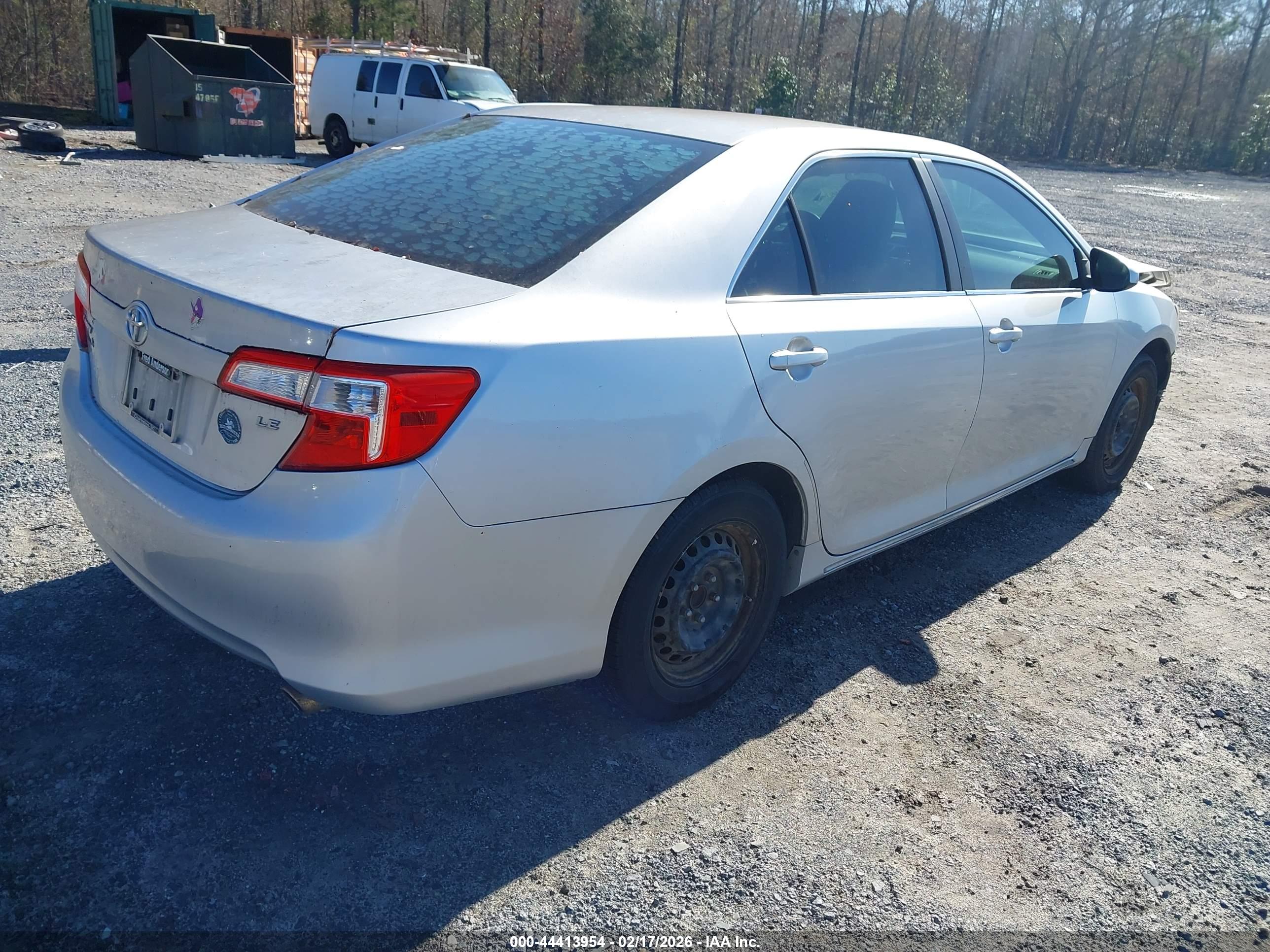 TOYOTA CAMRY image 4