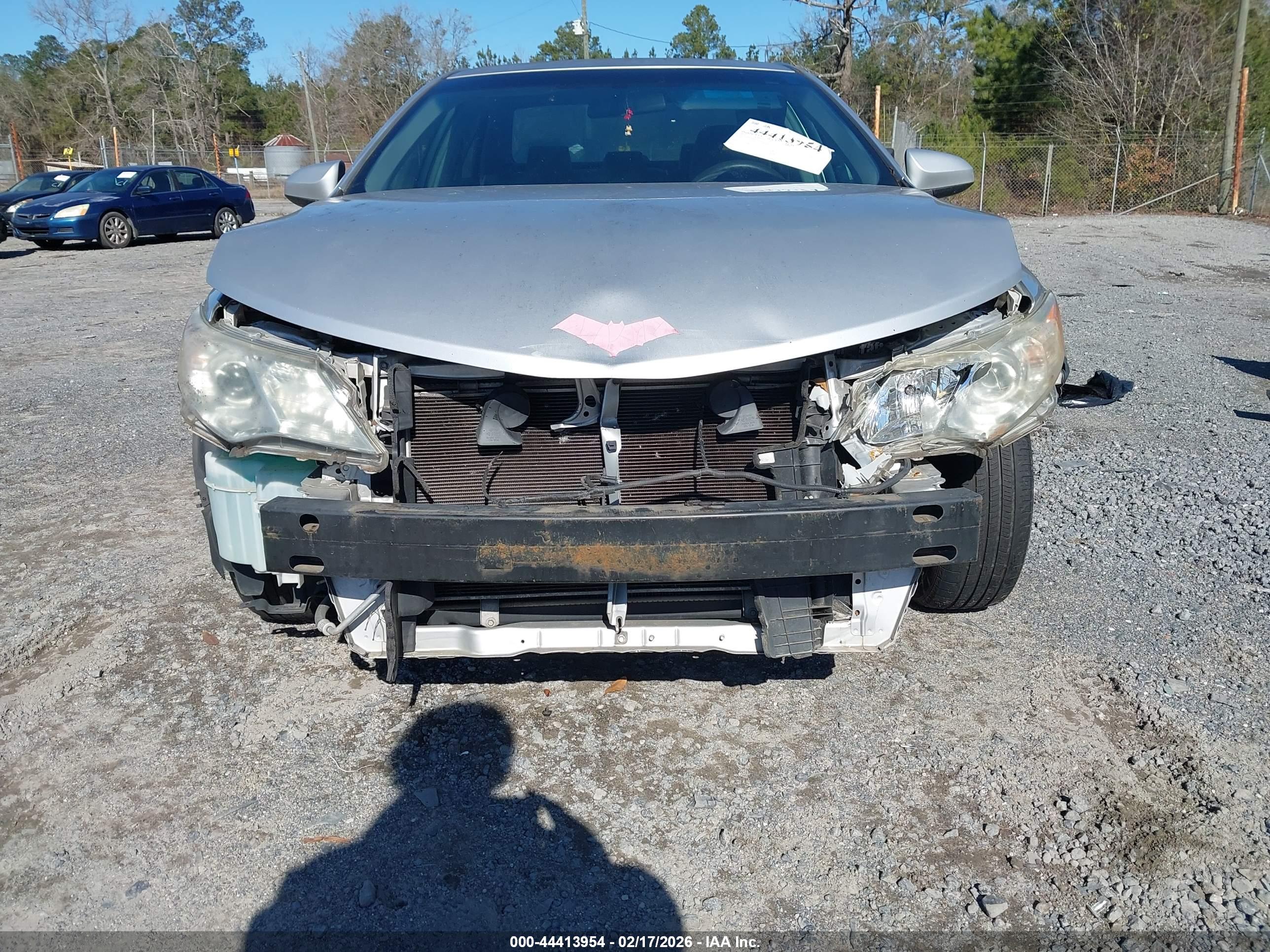 TOYOTA CAMRY image 6