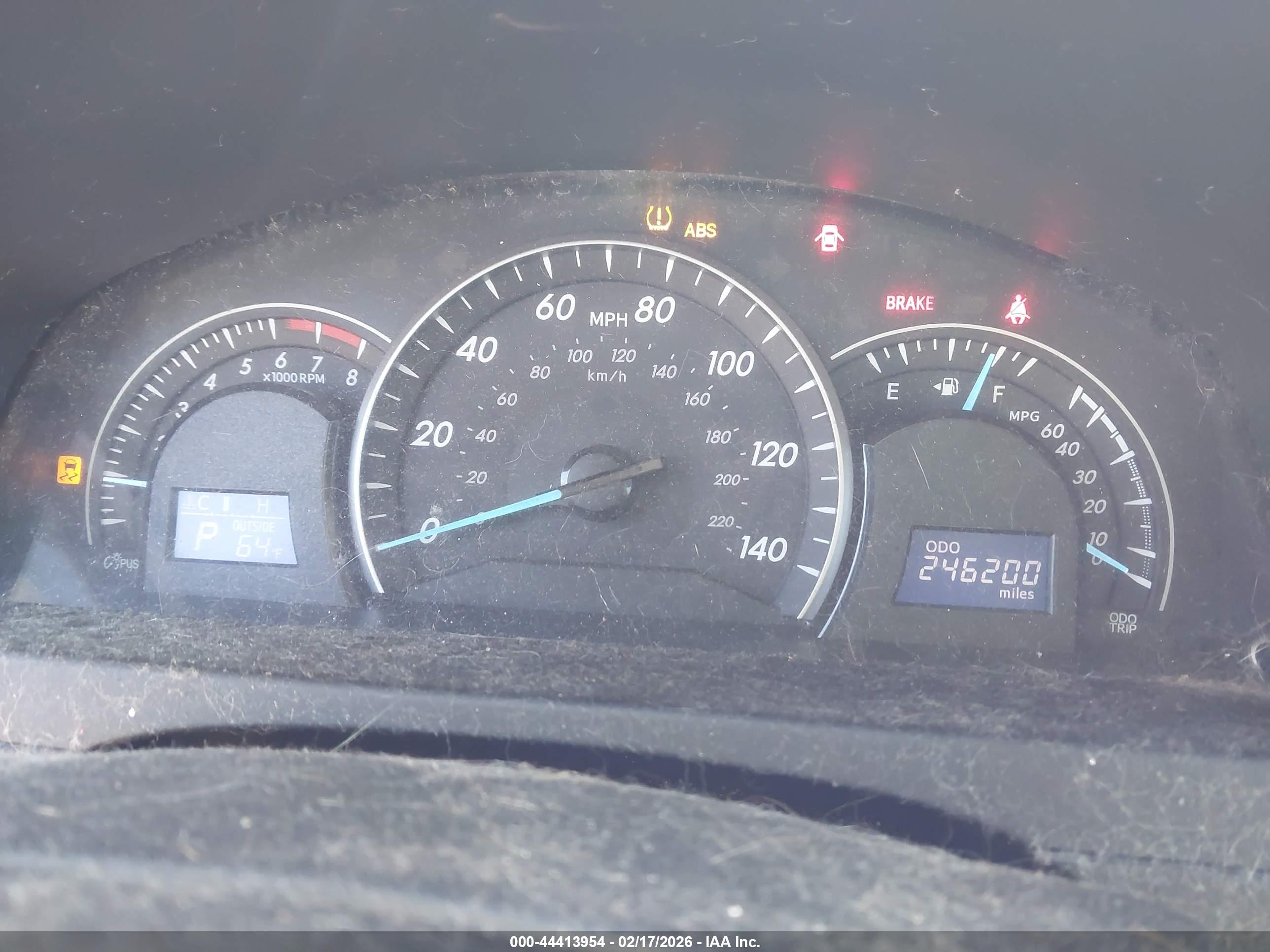 TOYOTA CAMRY image 7