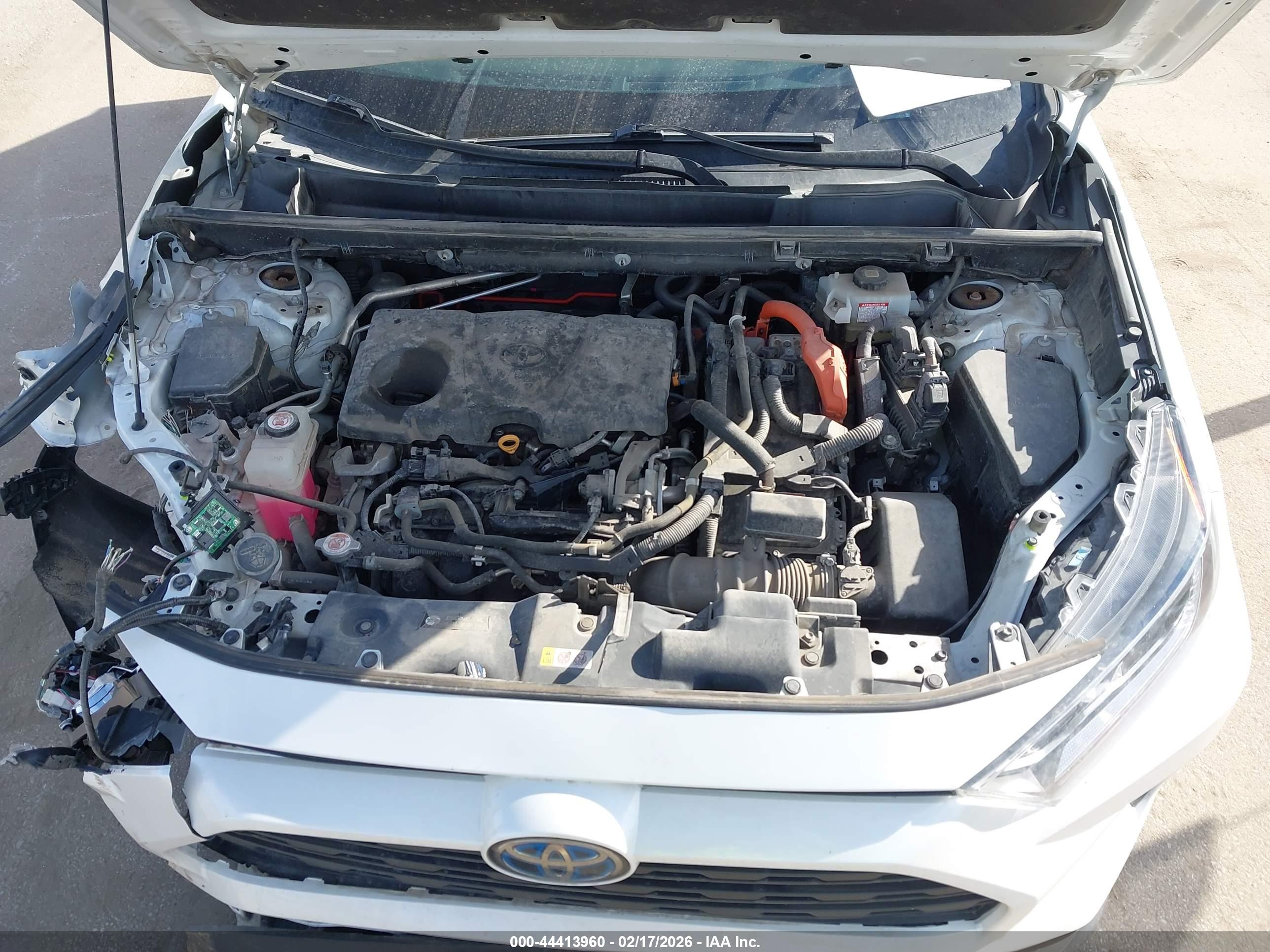 TOYOTA RAV4 image 10