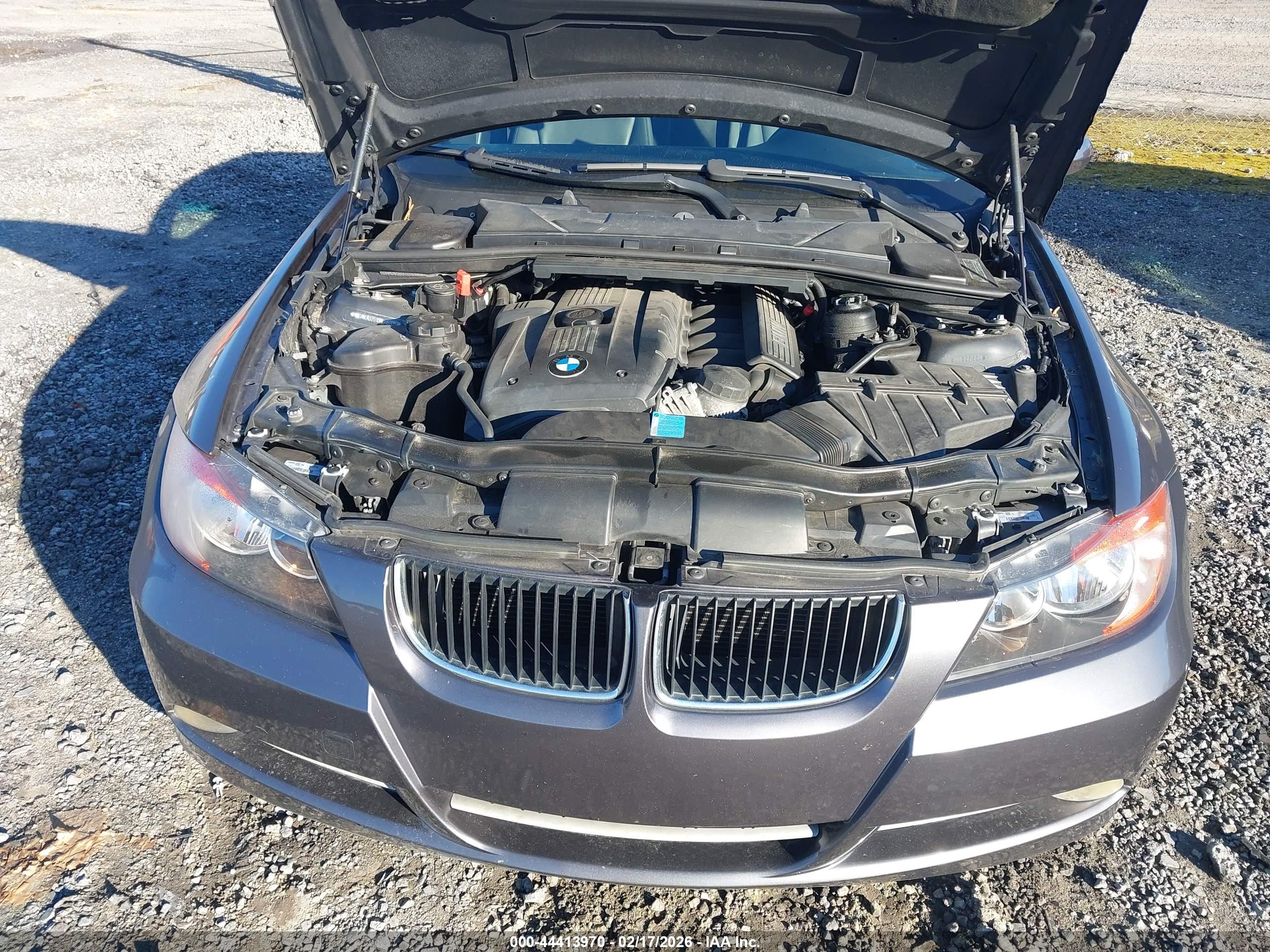 BMW 328I image 10
