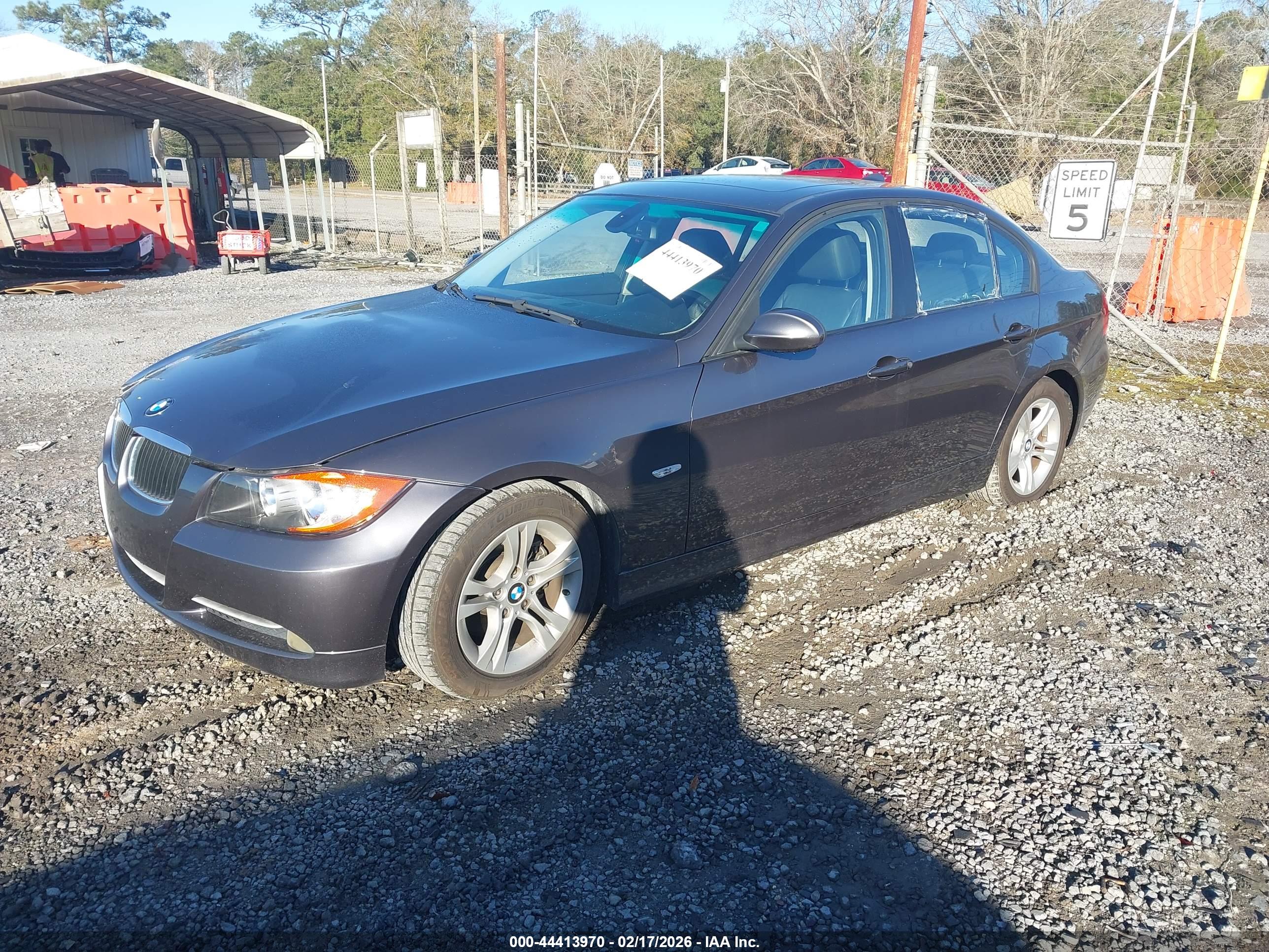 BMW 328I image 2
