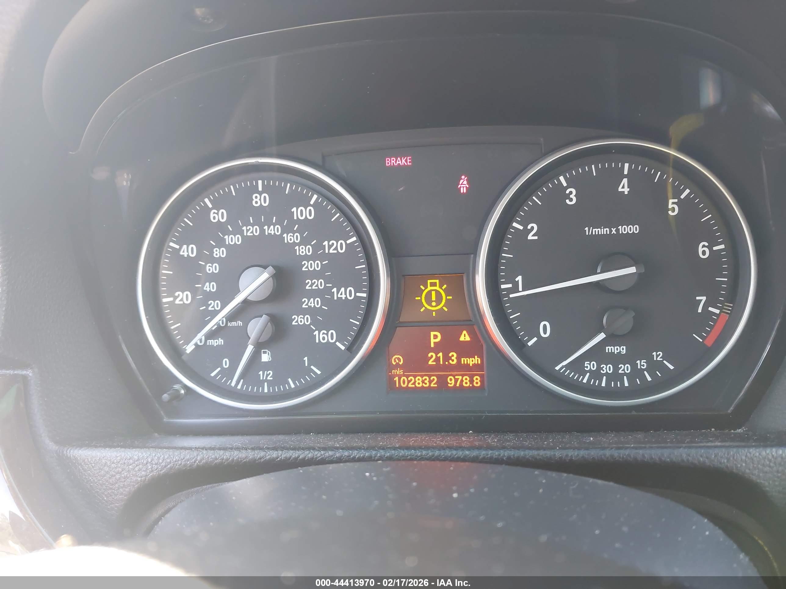 BMW 328I image 7
