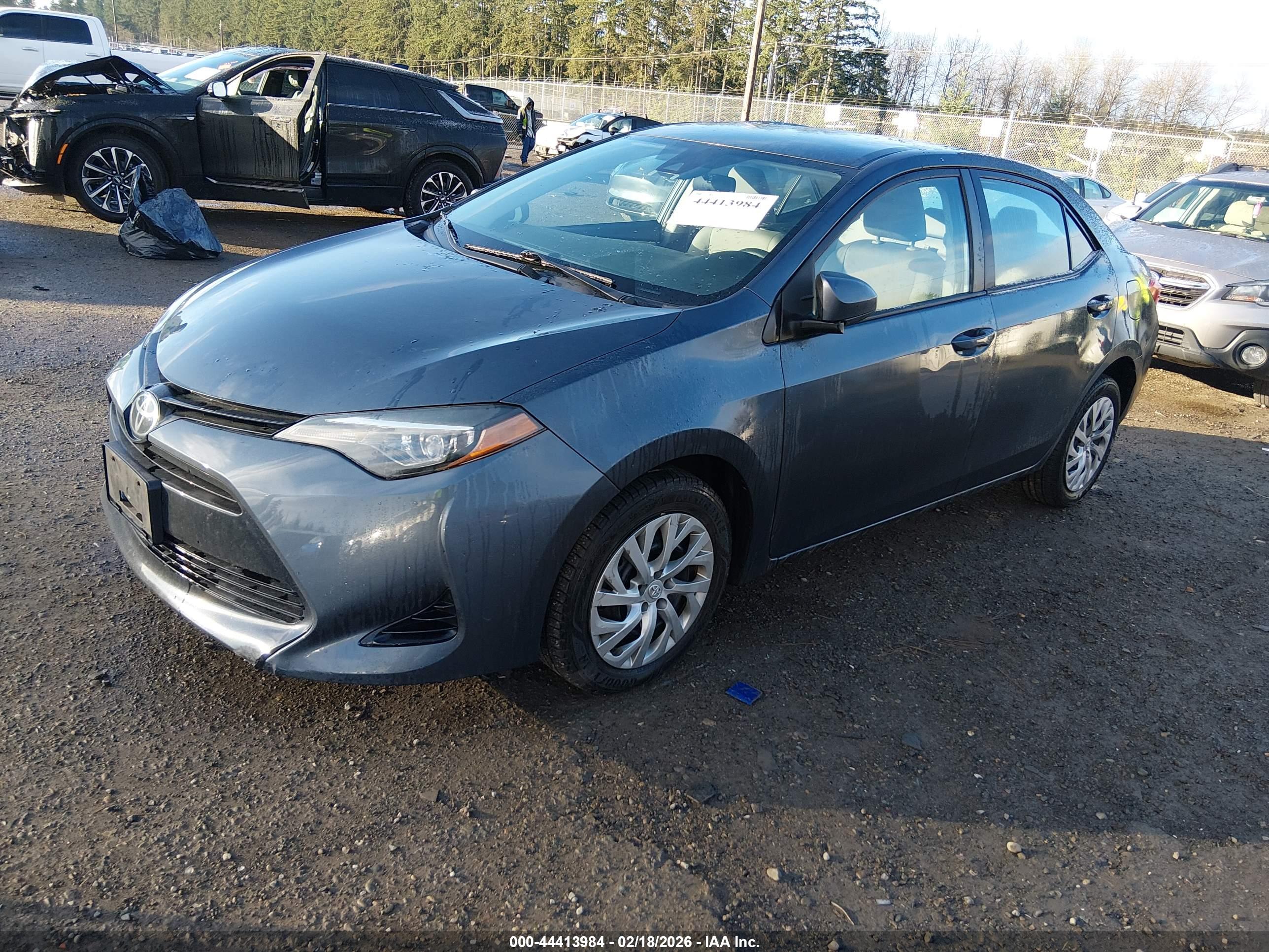 TOYOTA COROLLA image 2