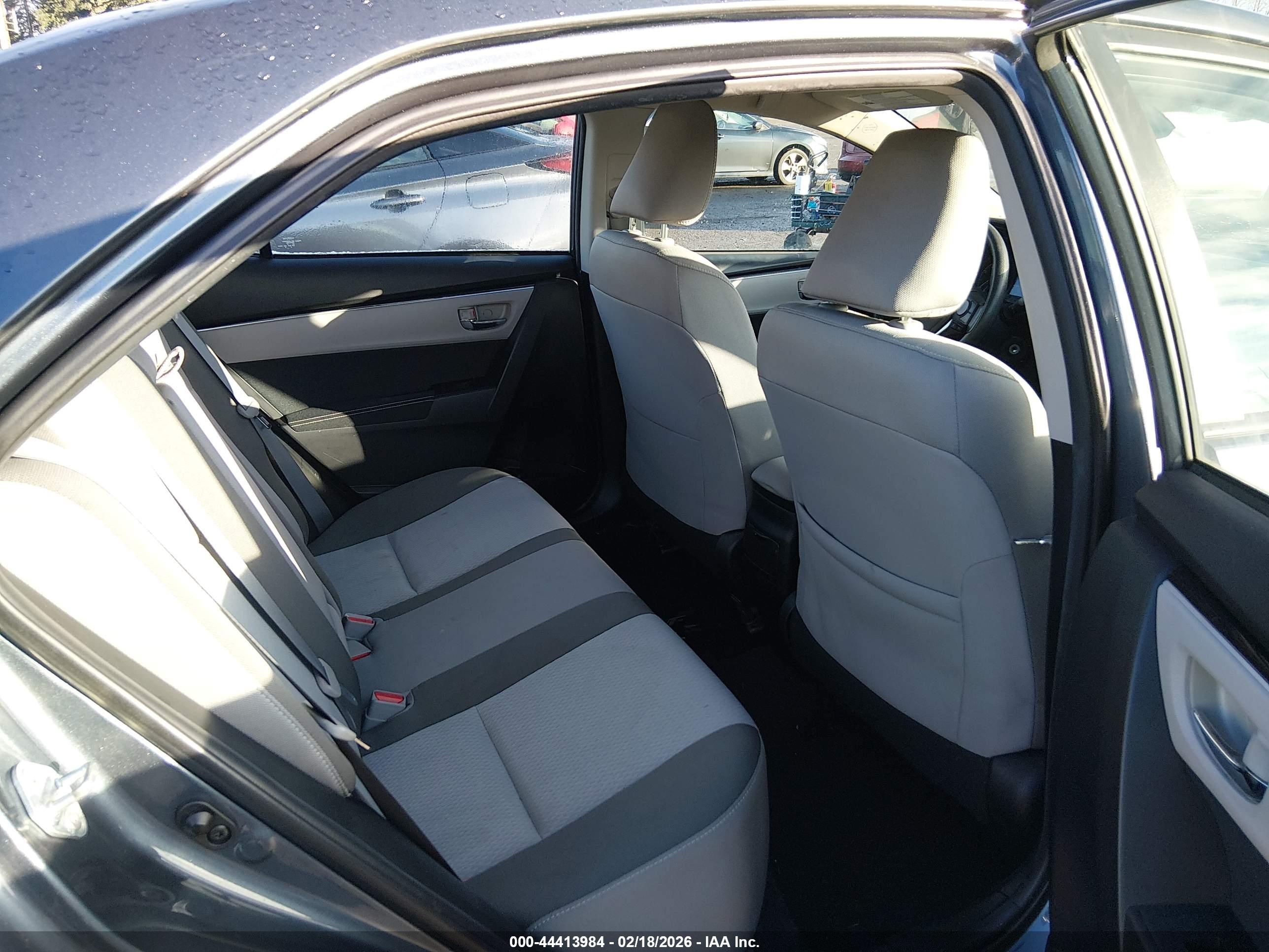 TOYOTA COROLLA image 8