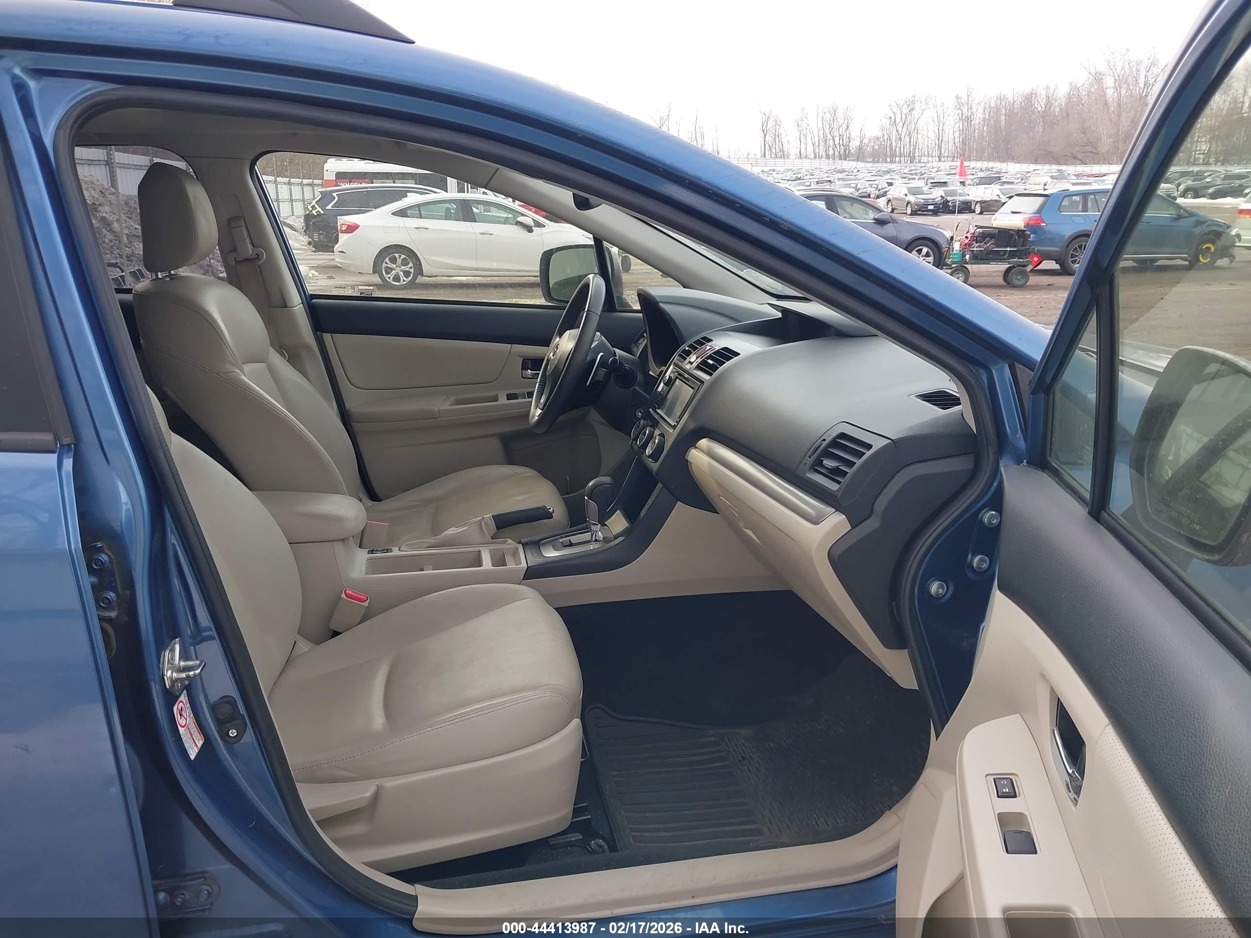 SUBARU XV image 5
