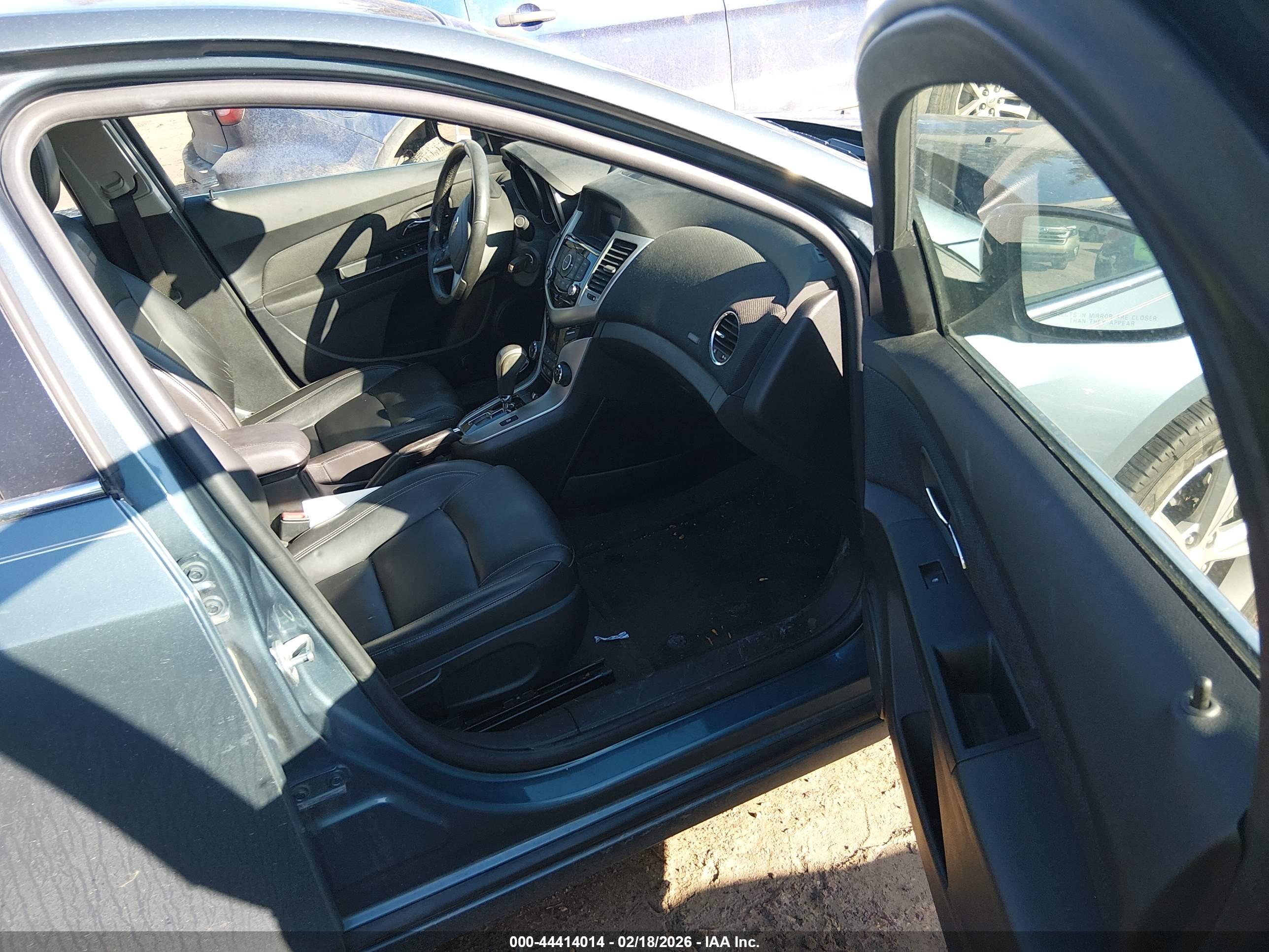 CHEVROLET CRUZE image 5