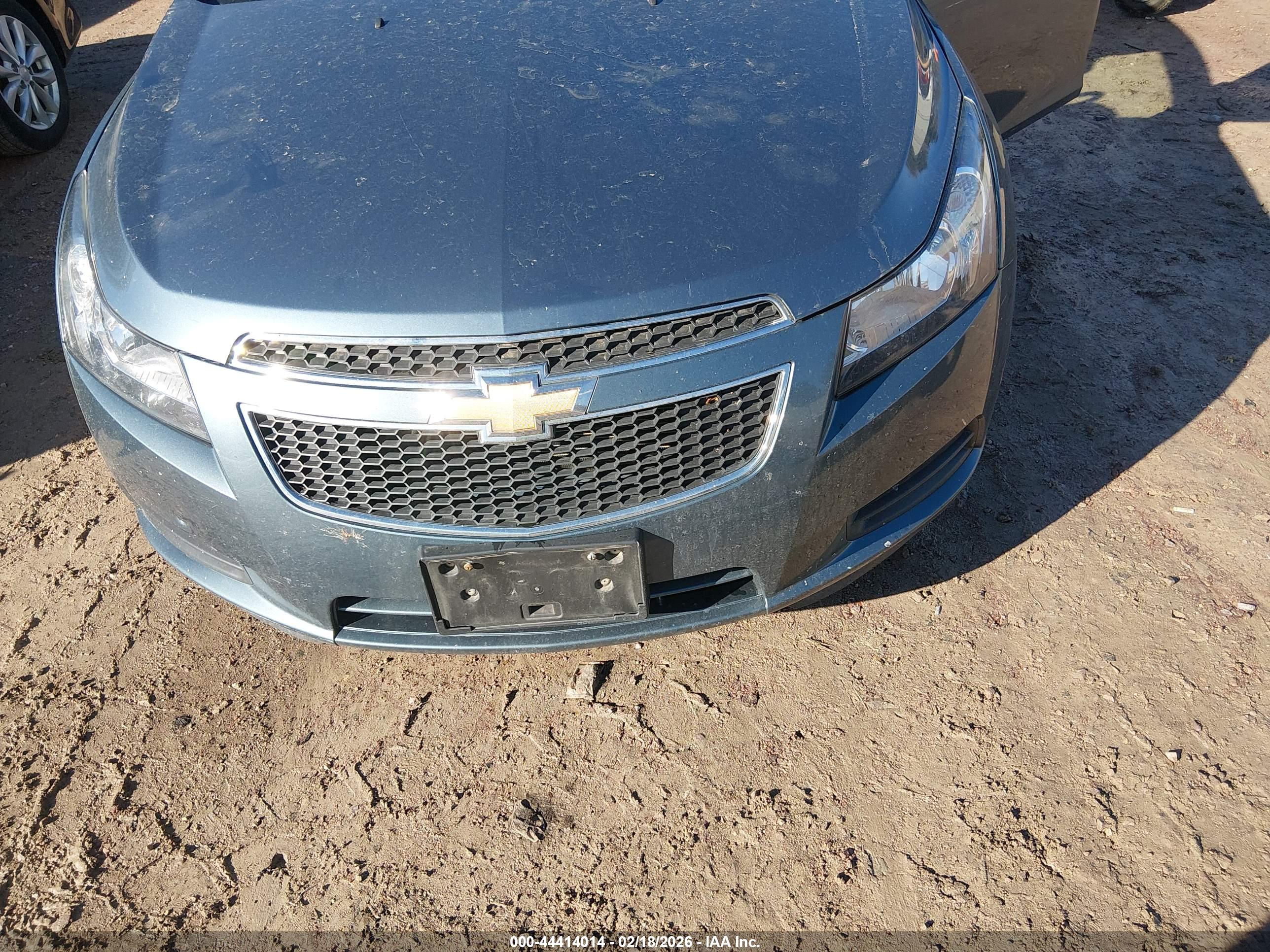 CHEVROLET CRUZE image 6