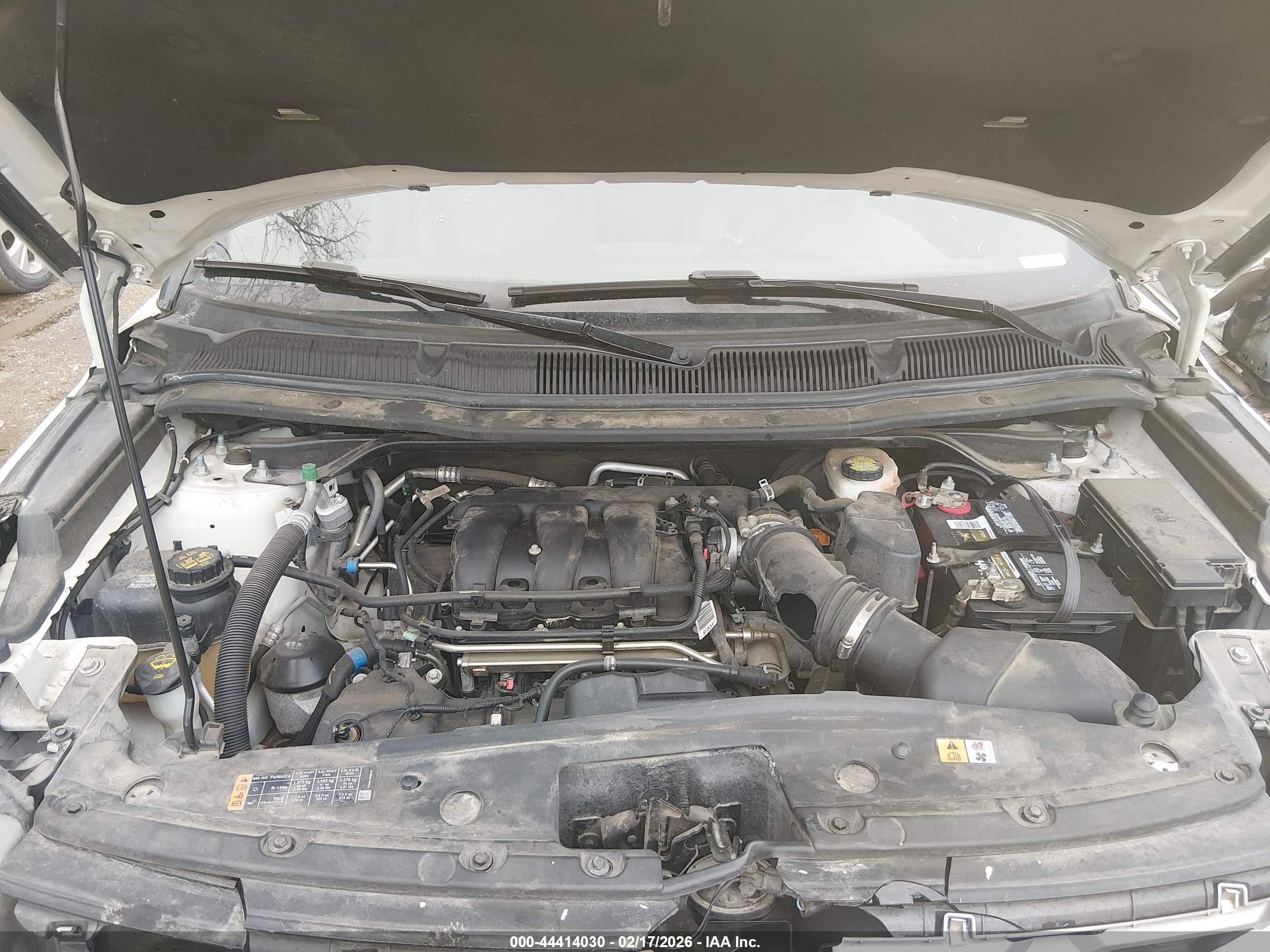 FORD EXPLORER image 10