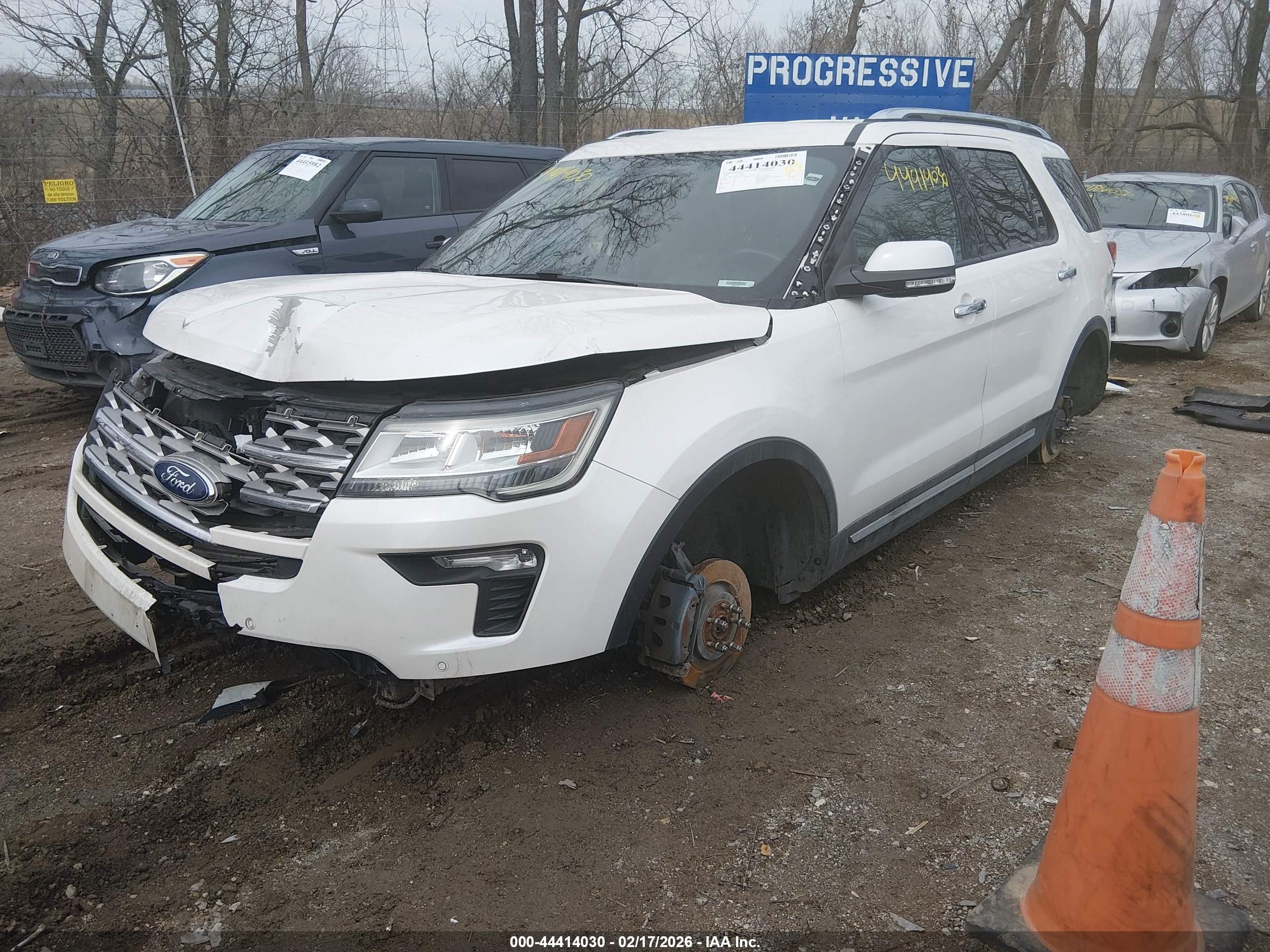 FORD EXPLORER image 2
