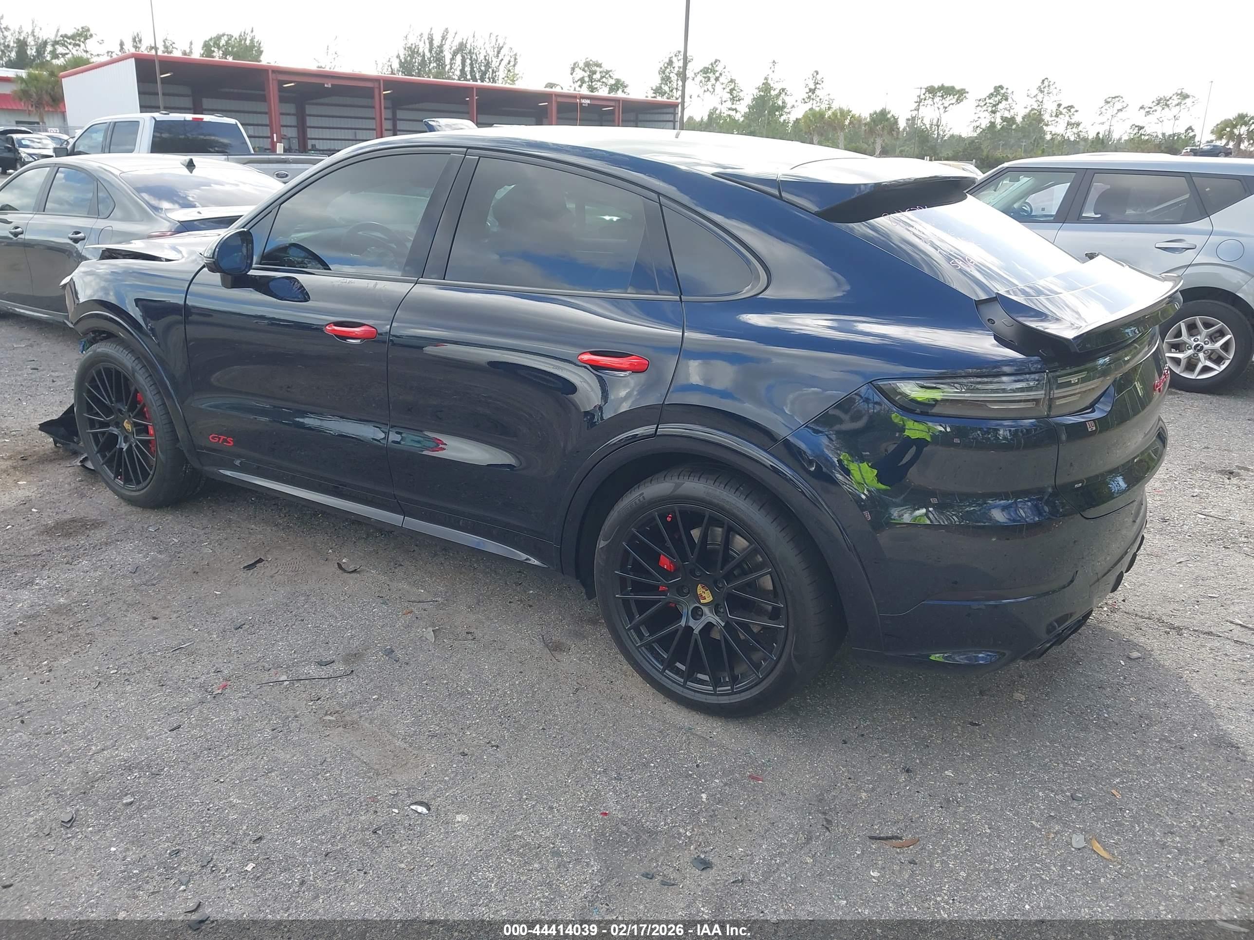 PORSCHE CAYENNE image 3