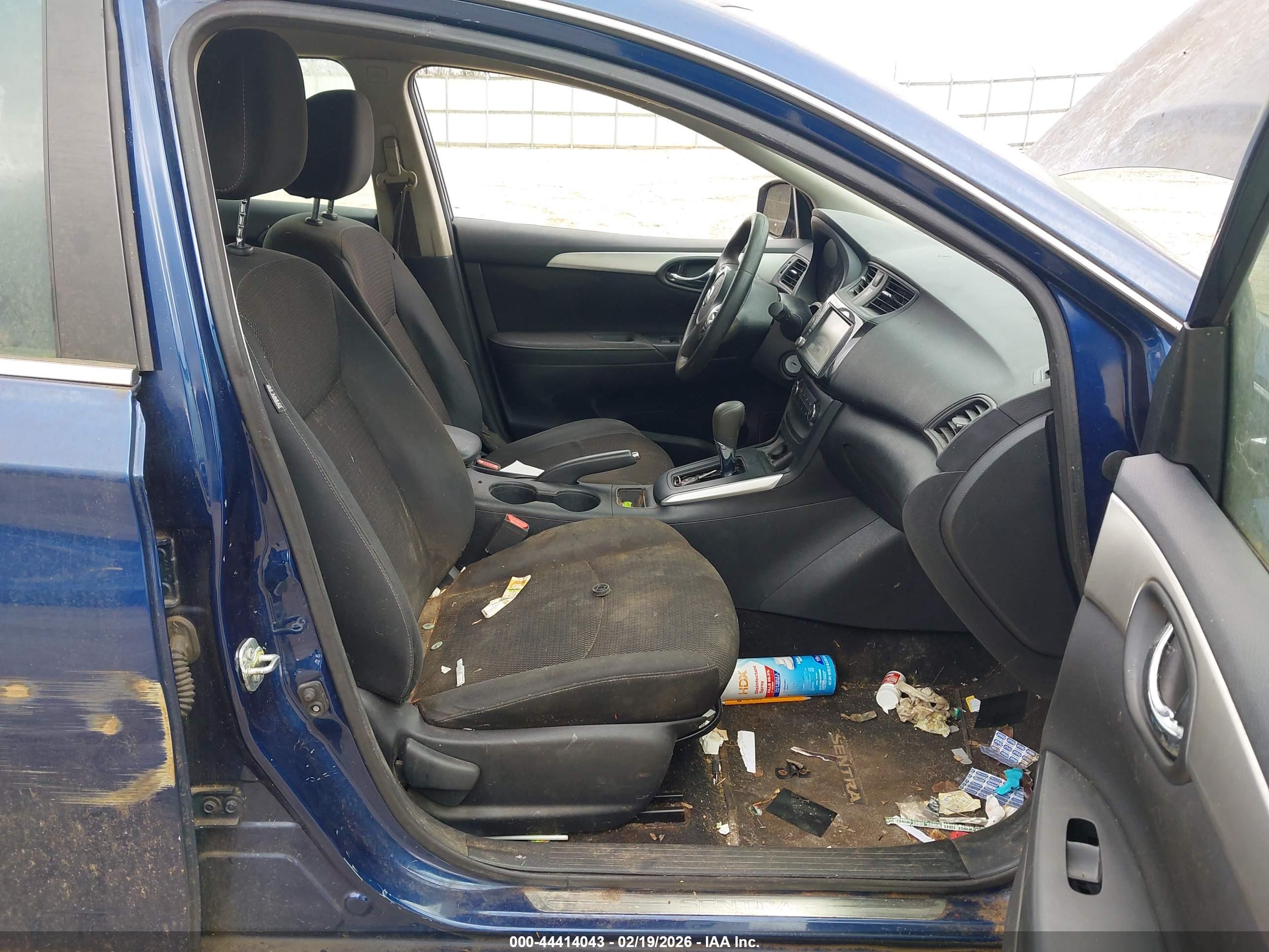 NISSAN SENTRA image 5