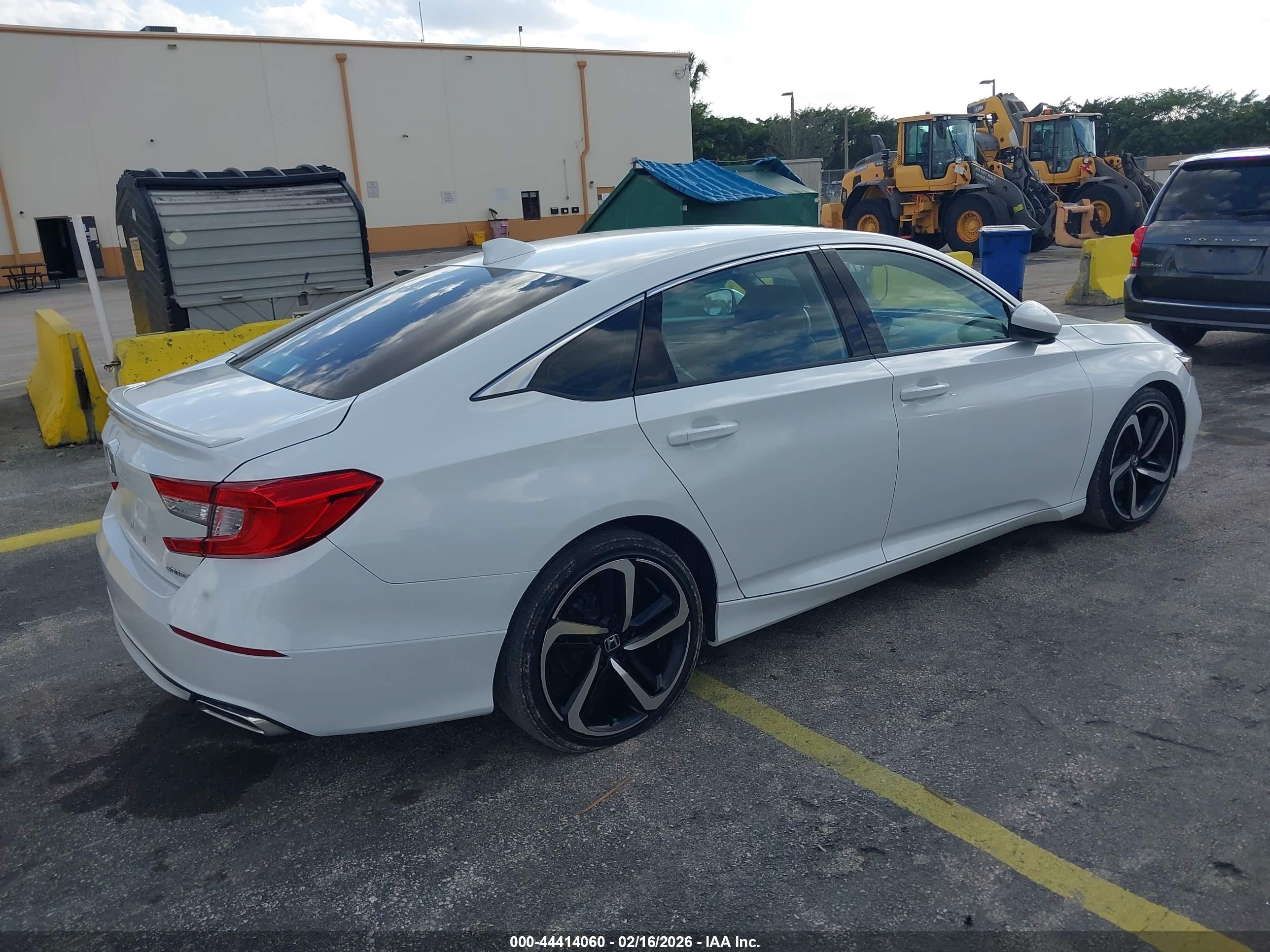 HONDA ACCORD image 4
