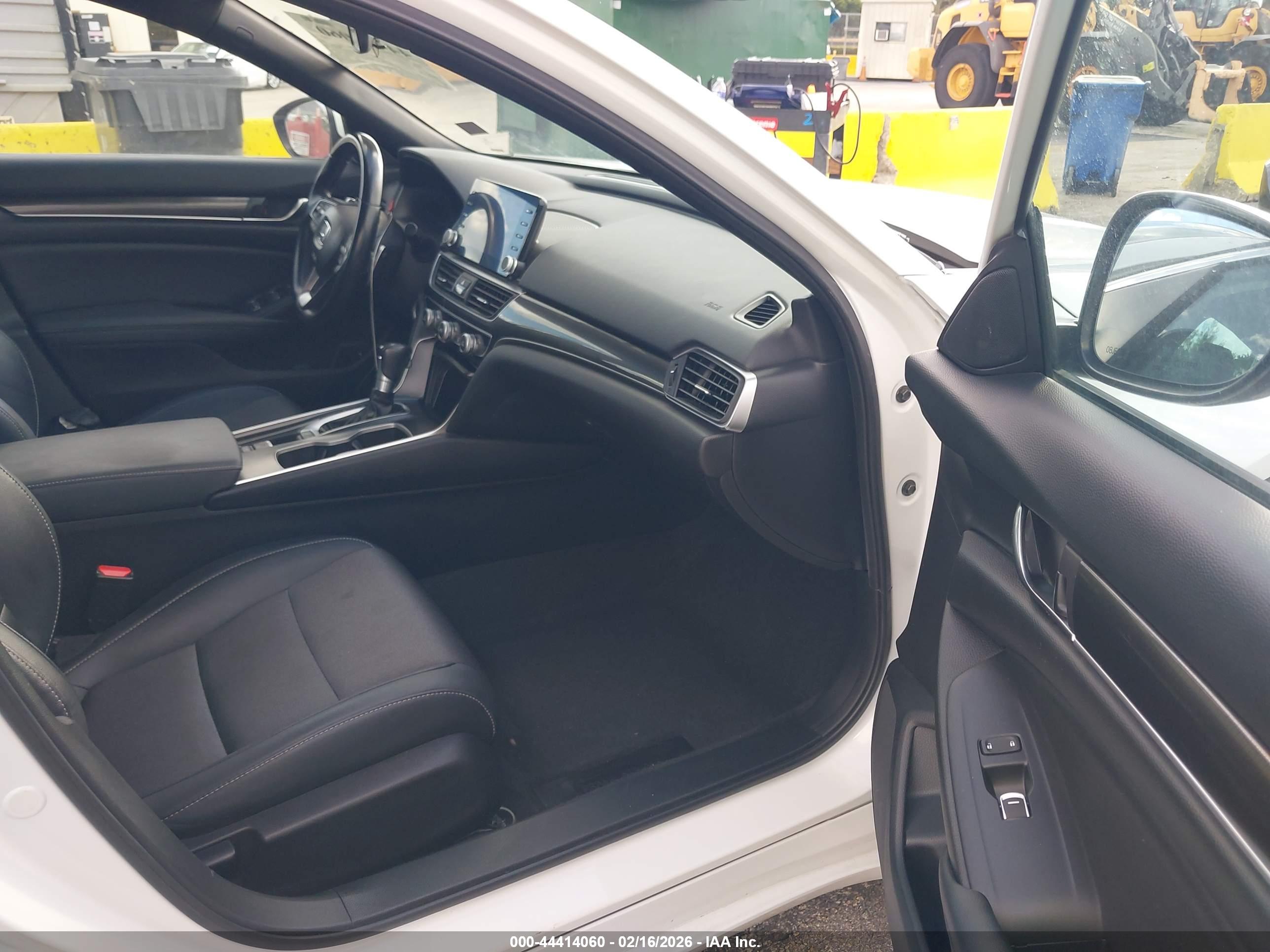 HONDA ACCORD image 5