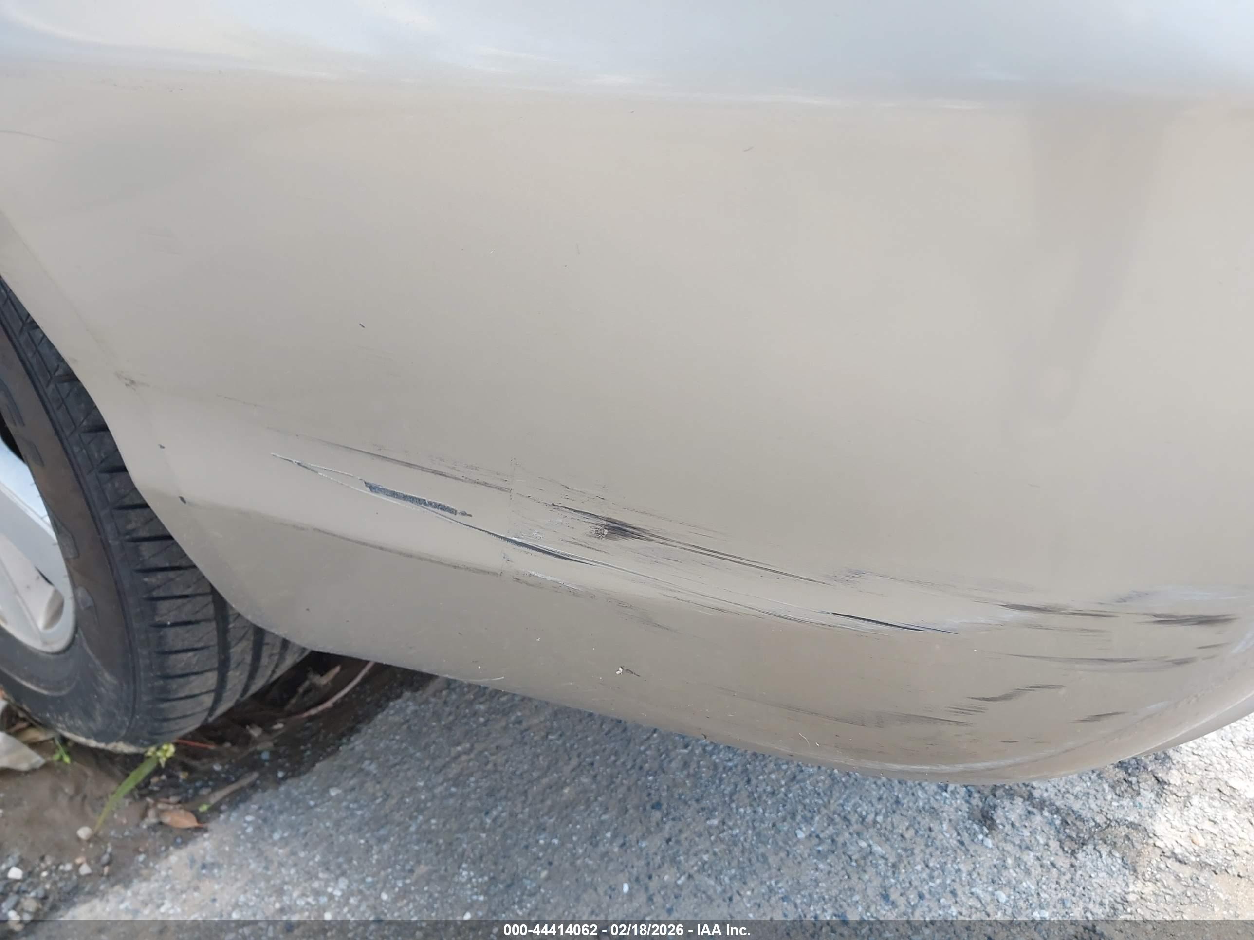 TOYOTA SIENNA image 6