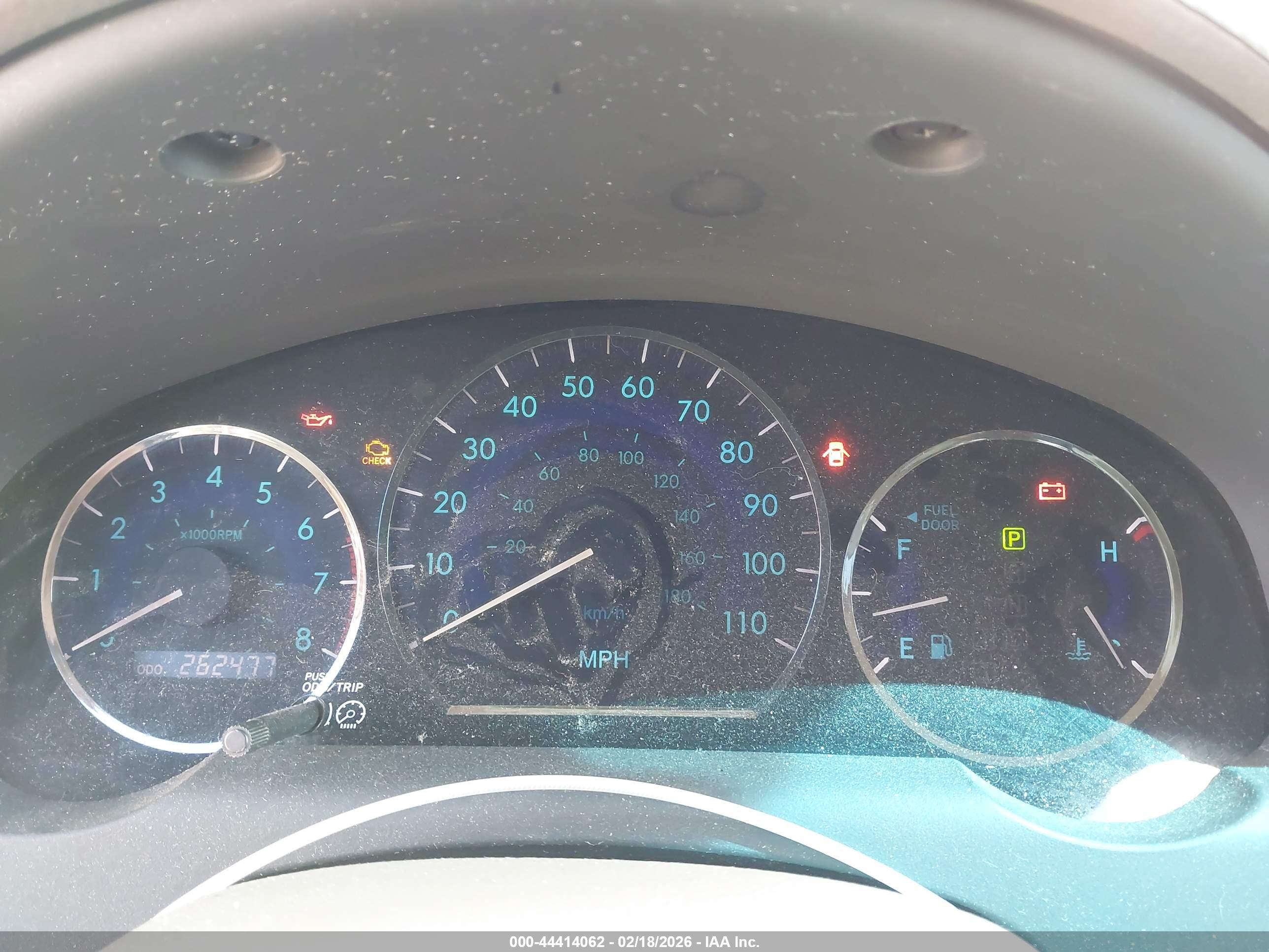 TOYOTA SIENNA image 7