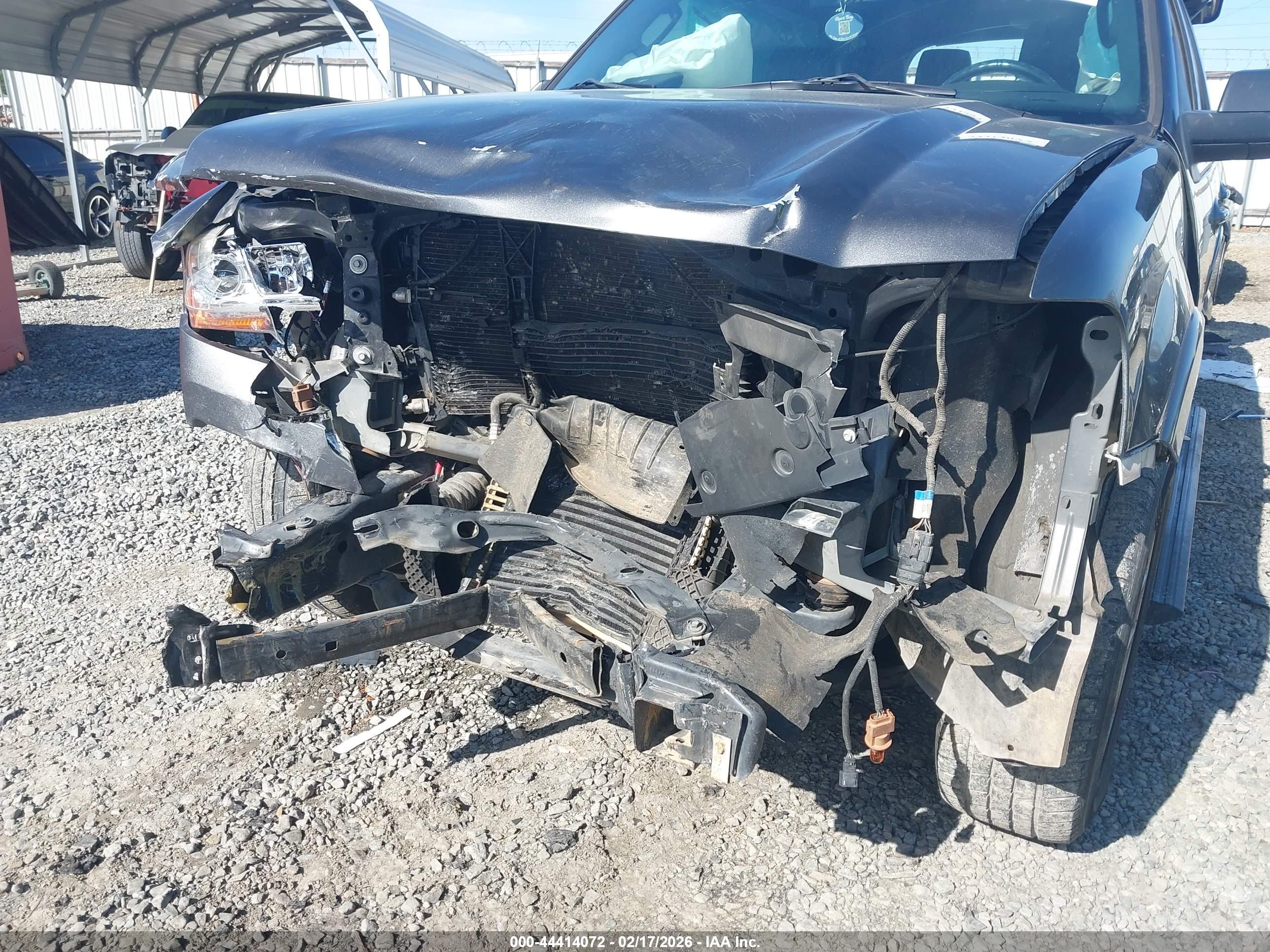 FORD EXPEDITION image 6