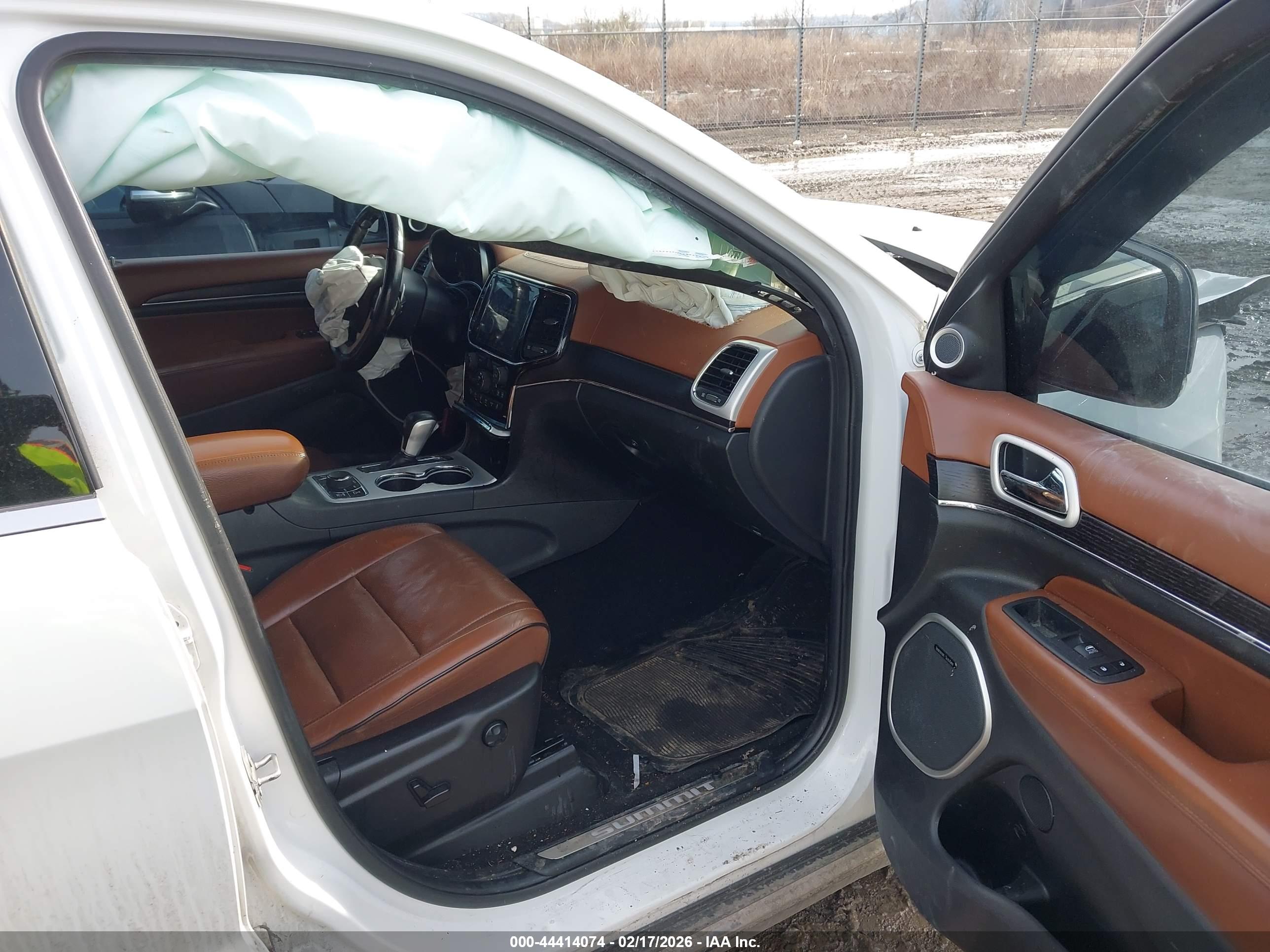 JEEP GRAND image 5