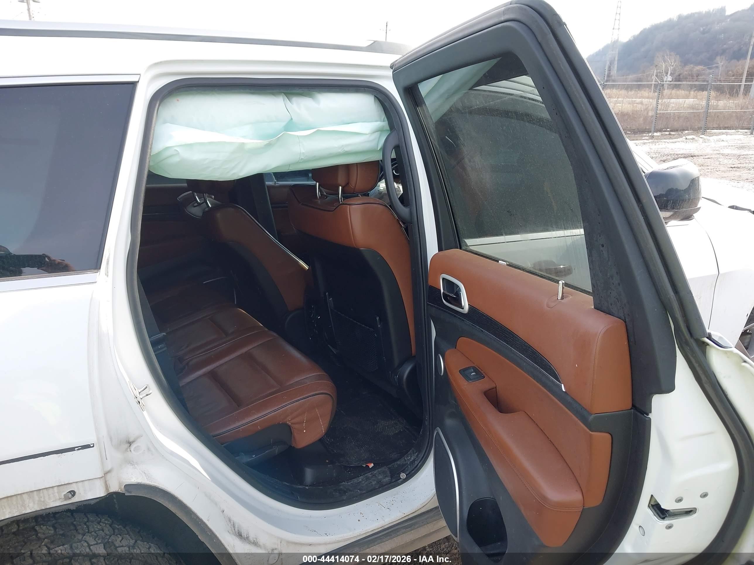 JEEP GRAND image 8
